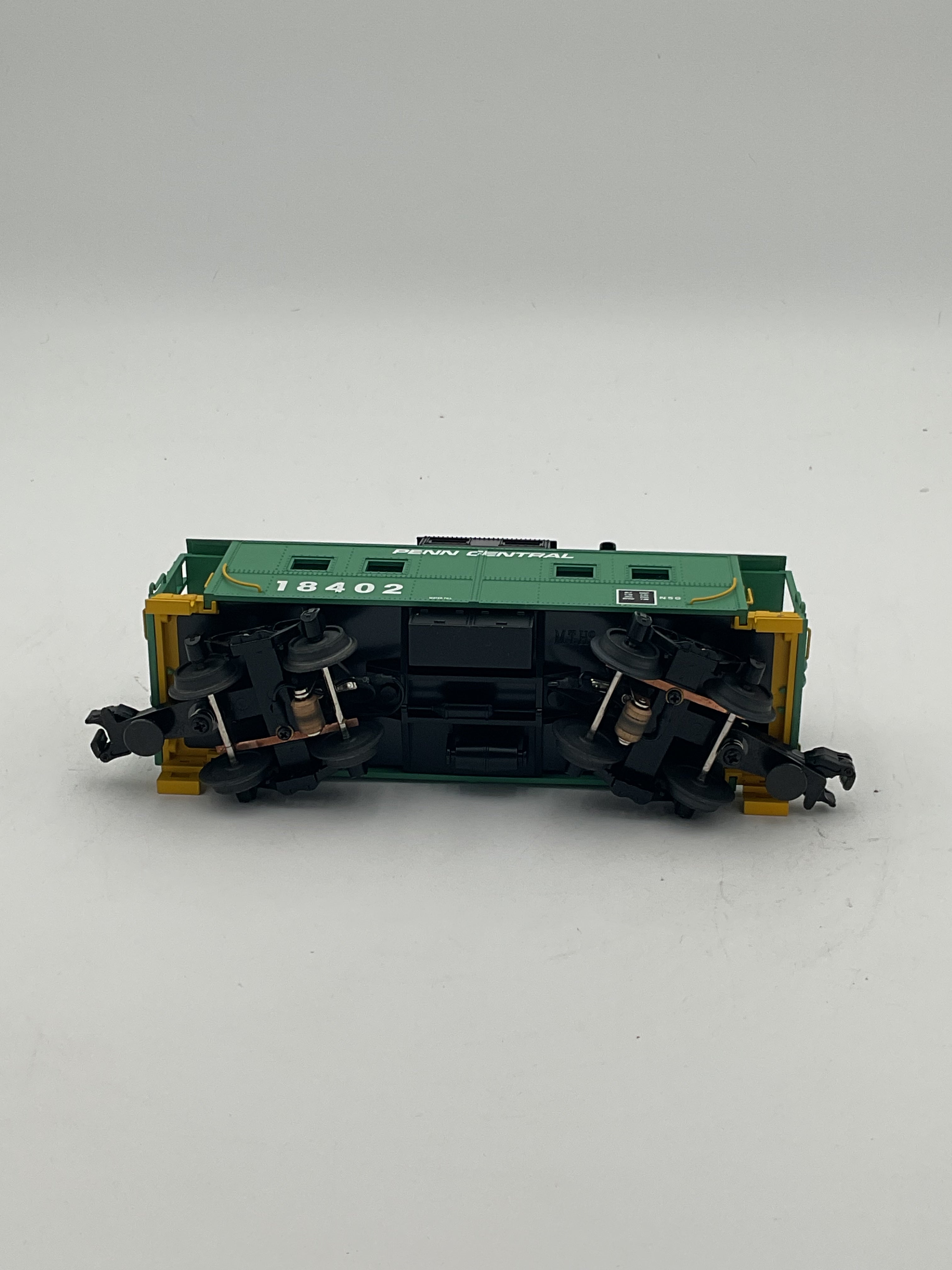 MTH 30-7751 Penn Central Steel Caboose