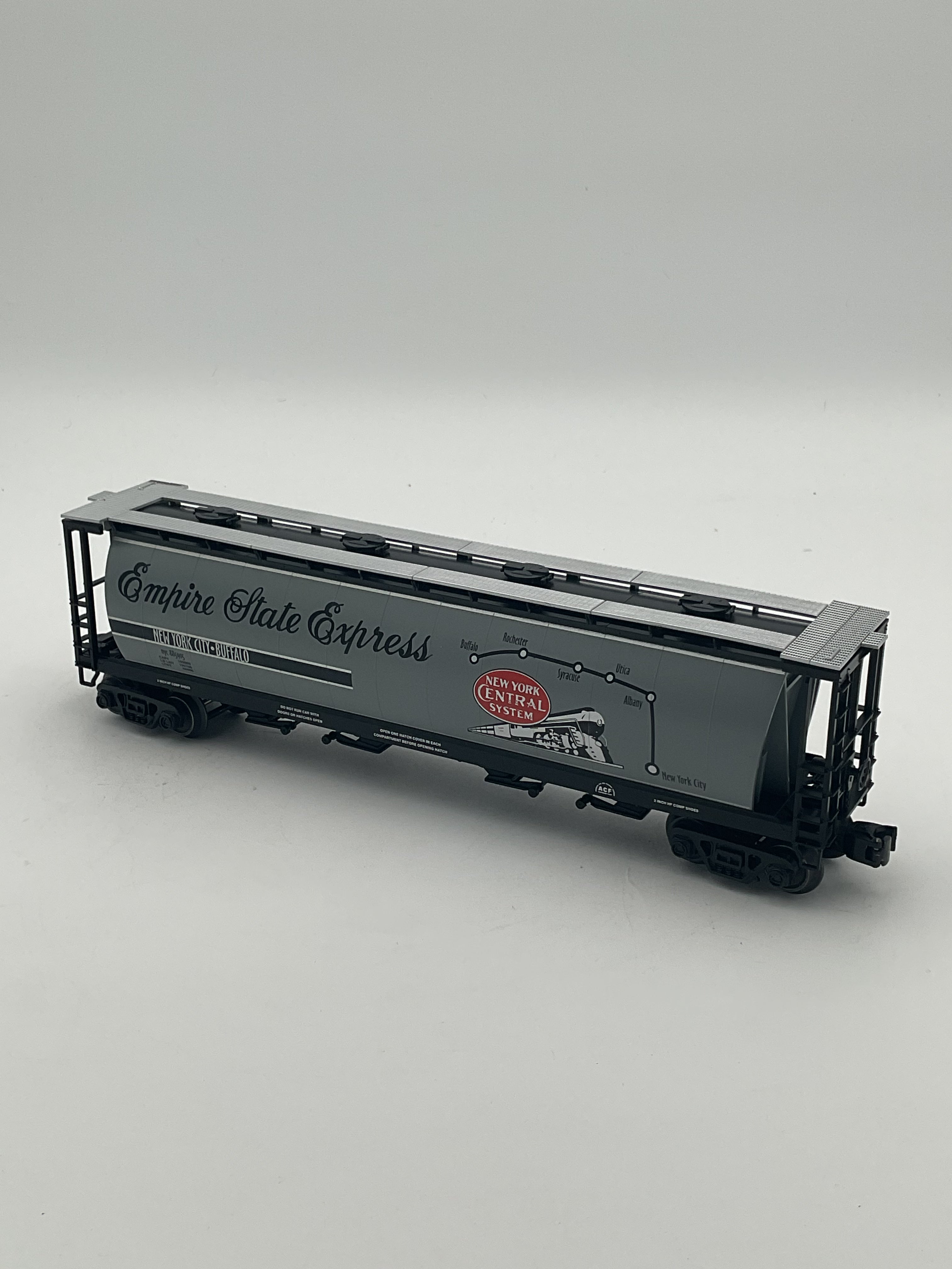 MTH 30-75733 New York Central 4-Bay Cylindrical Hopper Car