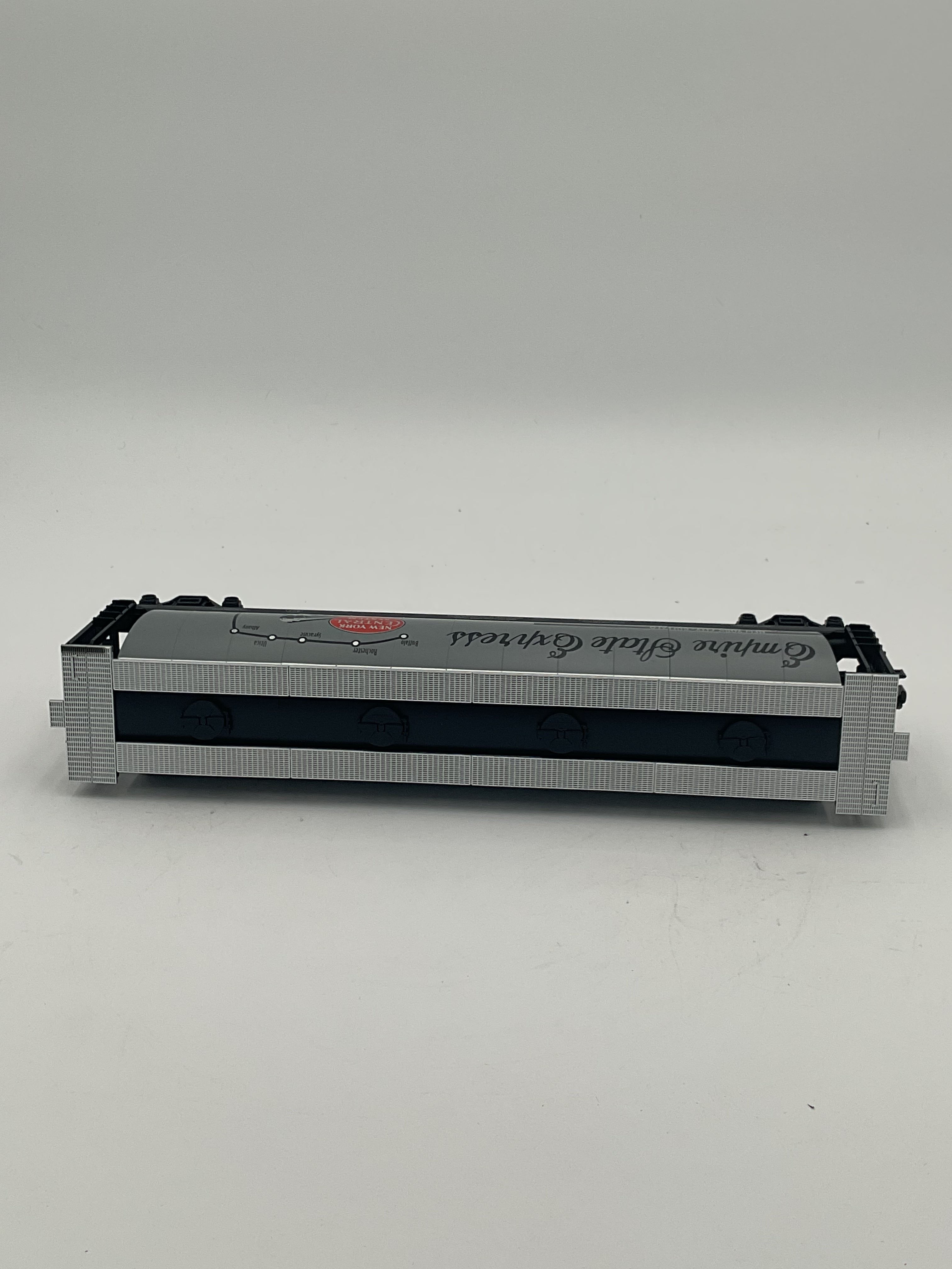 MTH 30-75733 New York Central 4-Bay Cylindrical Hopper Car