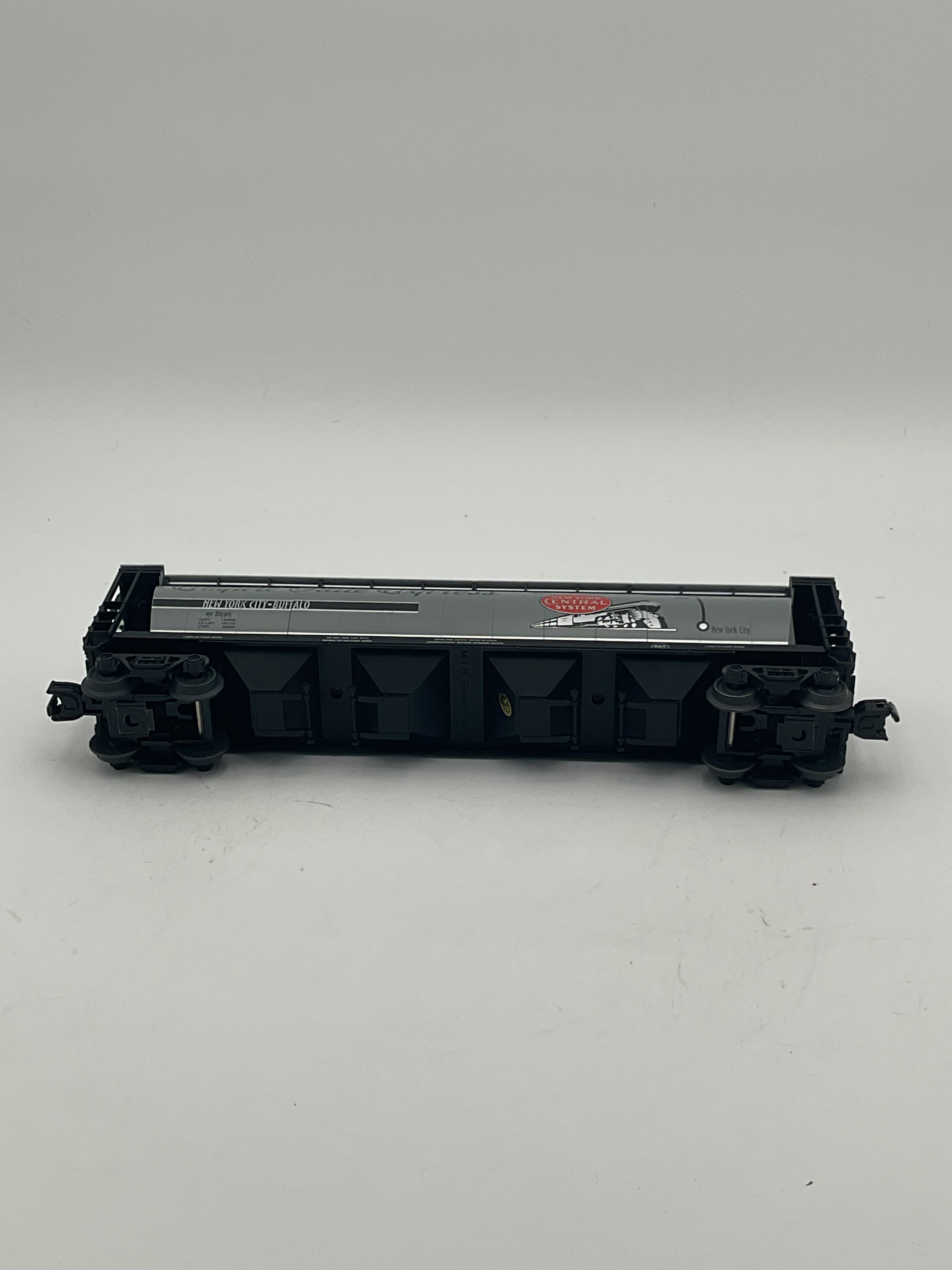 MTH 30-75733 New York Central 4-Bay Cylindrical Hopper Car