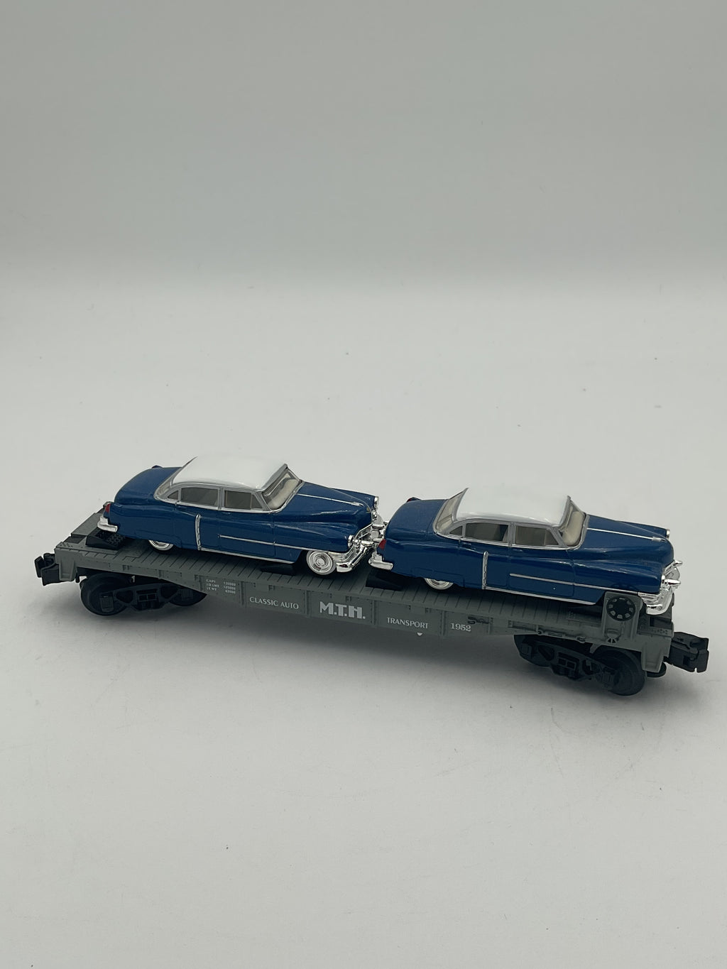 MTH RK-7607L MTH Lines with Ertl 52 Cadillacs Semi-Scale Flat Car