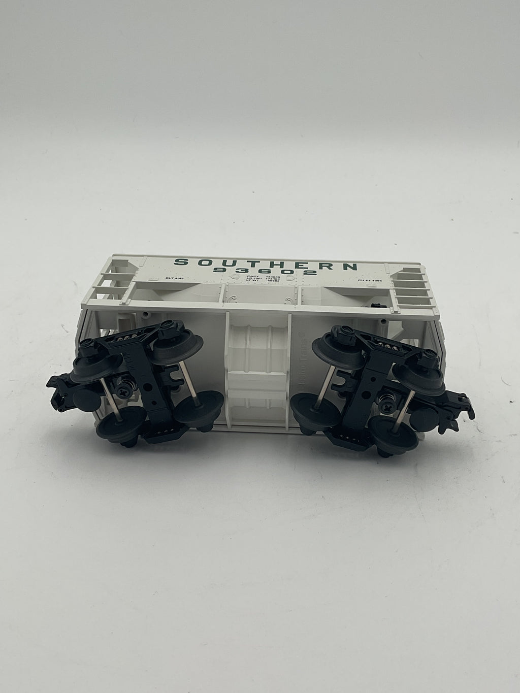 MTH 30-75117 Southern Ore Car w/ Ore Load