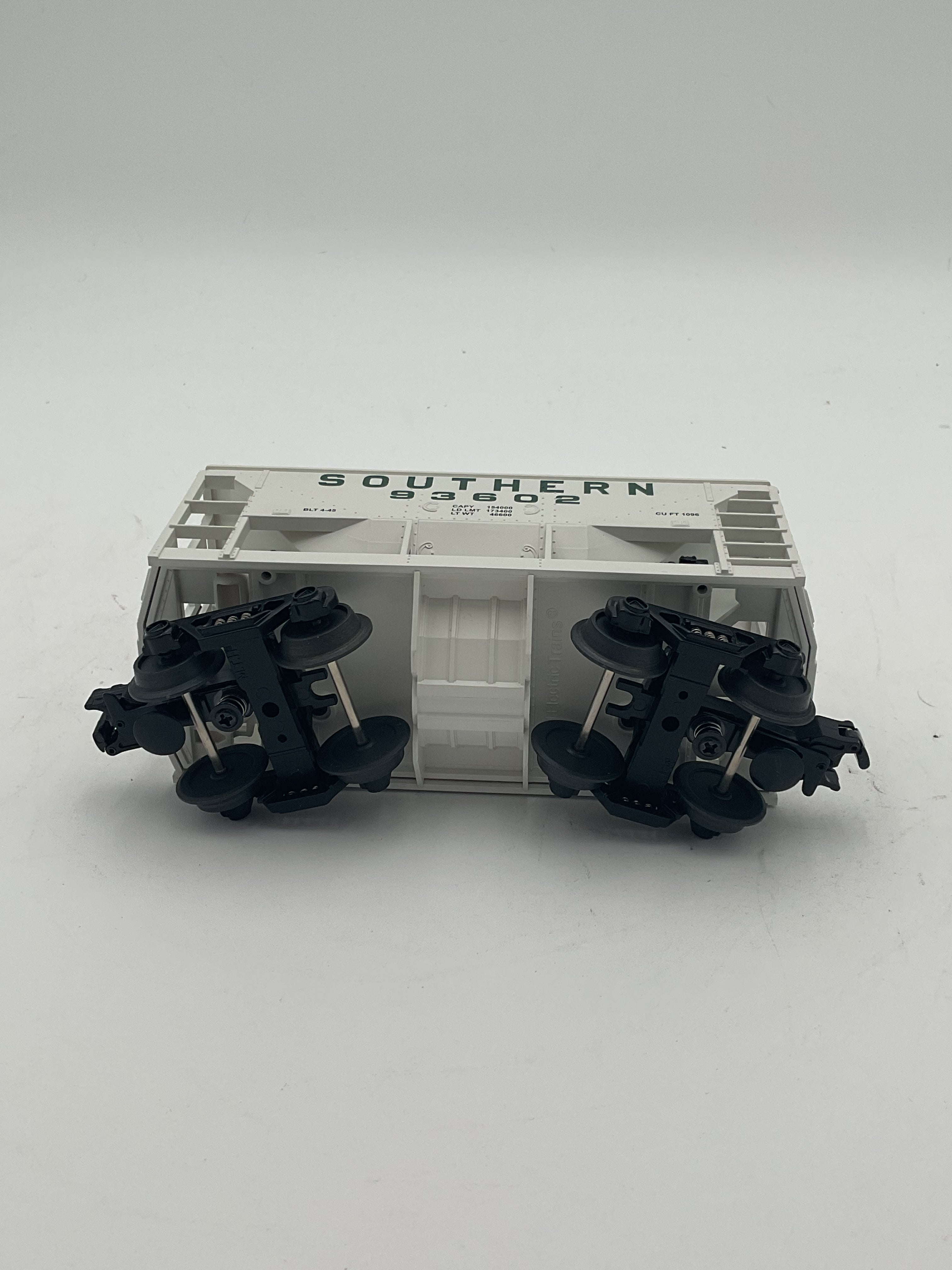MTH 30-75117 Southern Ore Car w/ Ore Load