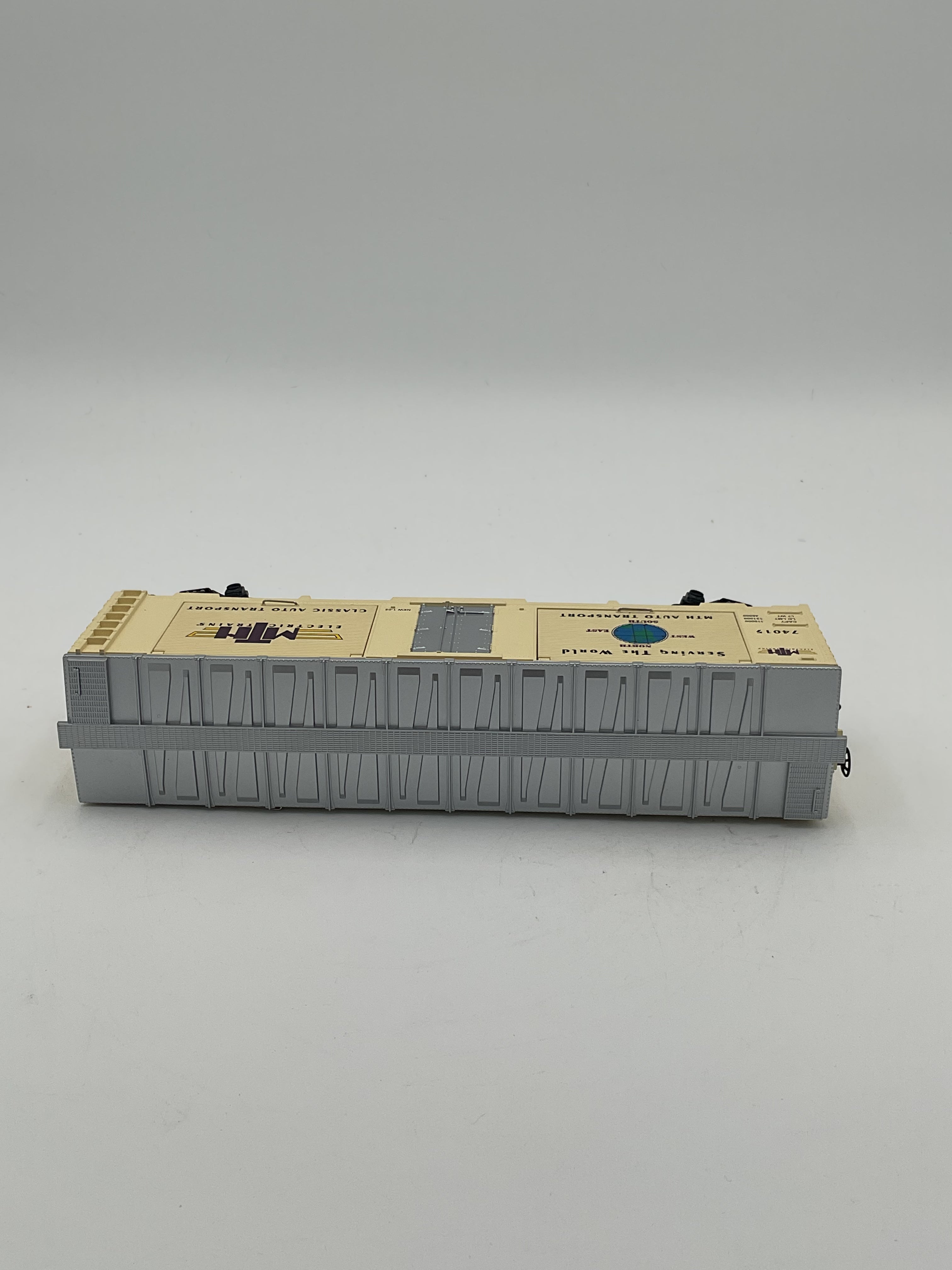 MTH 30-74015 Auto Transportation Window Box Car w/ Porsches