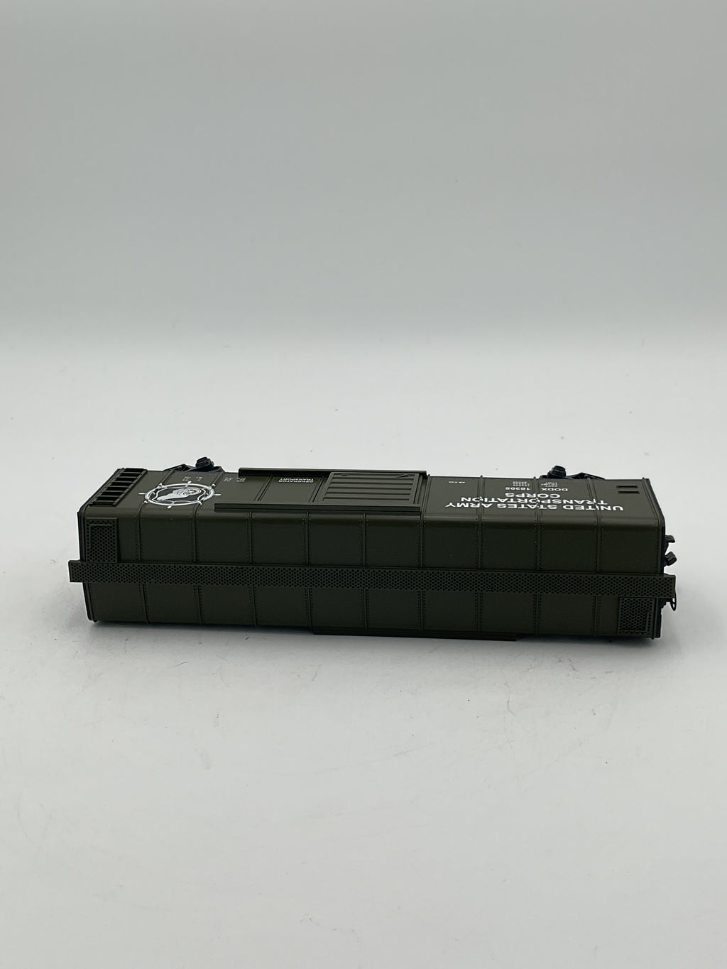 MTH 30-74225 U.S. Army Rounded Roof Box Car w/ Generator