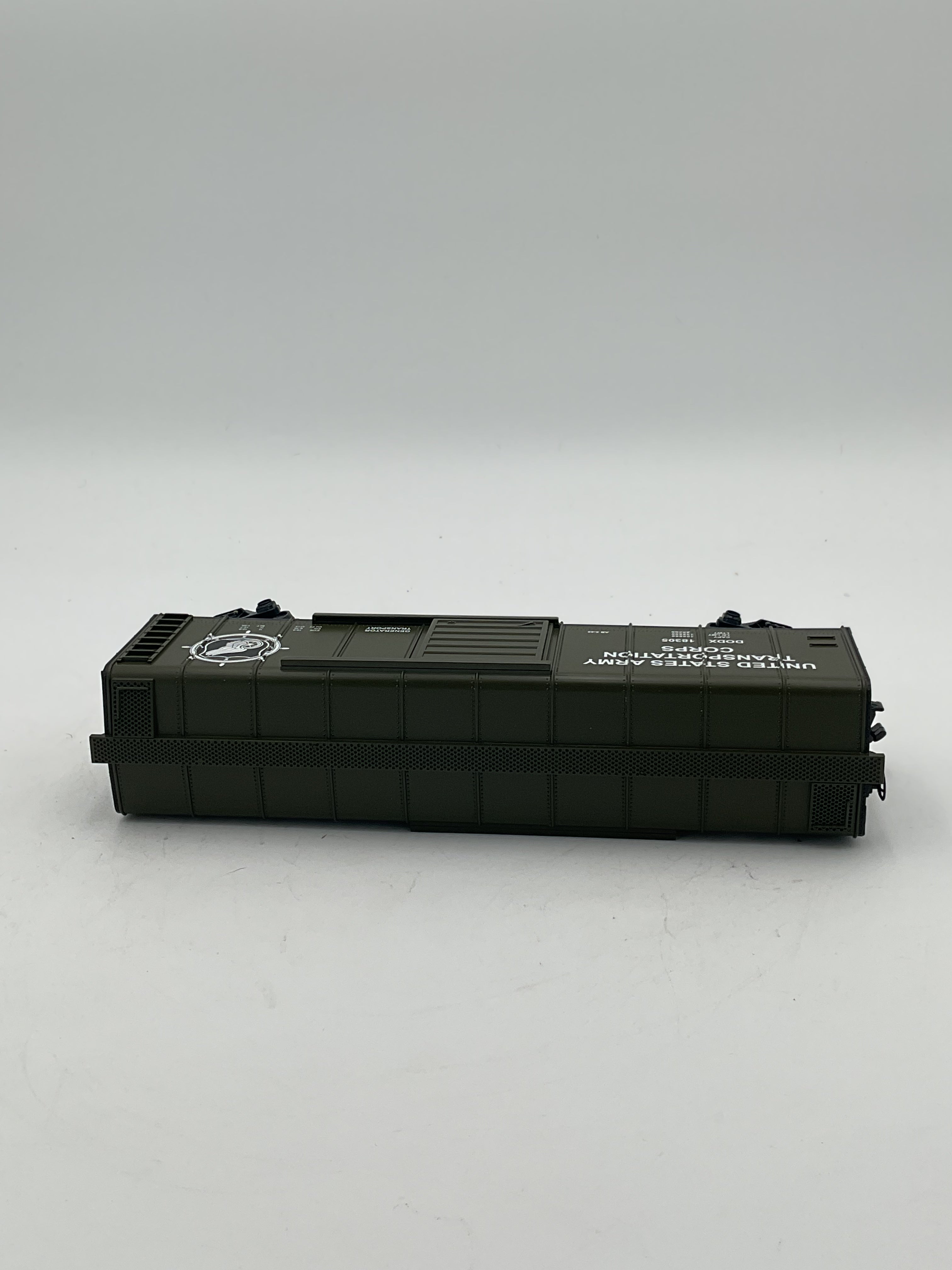 MTH 30-74225 U.S. Army Rounded Roof Box Car w/ Generator