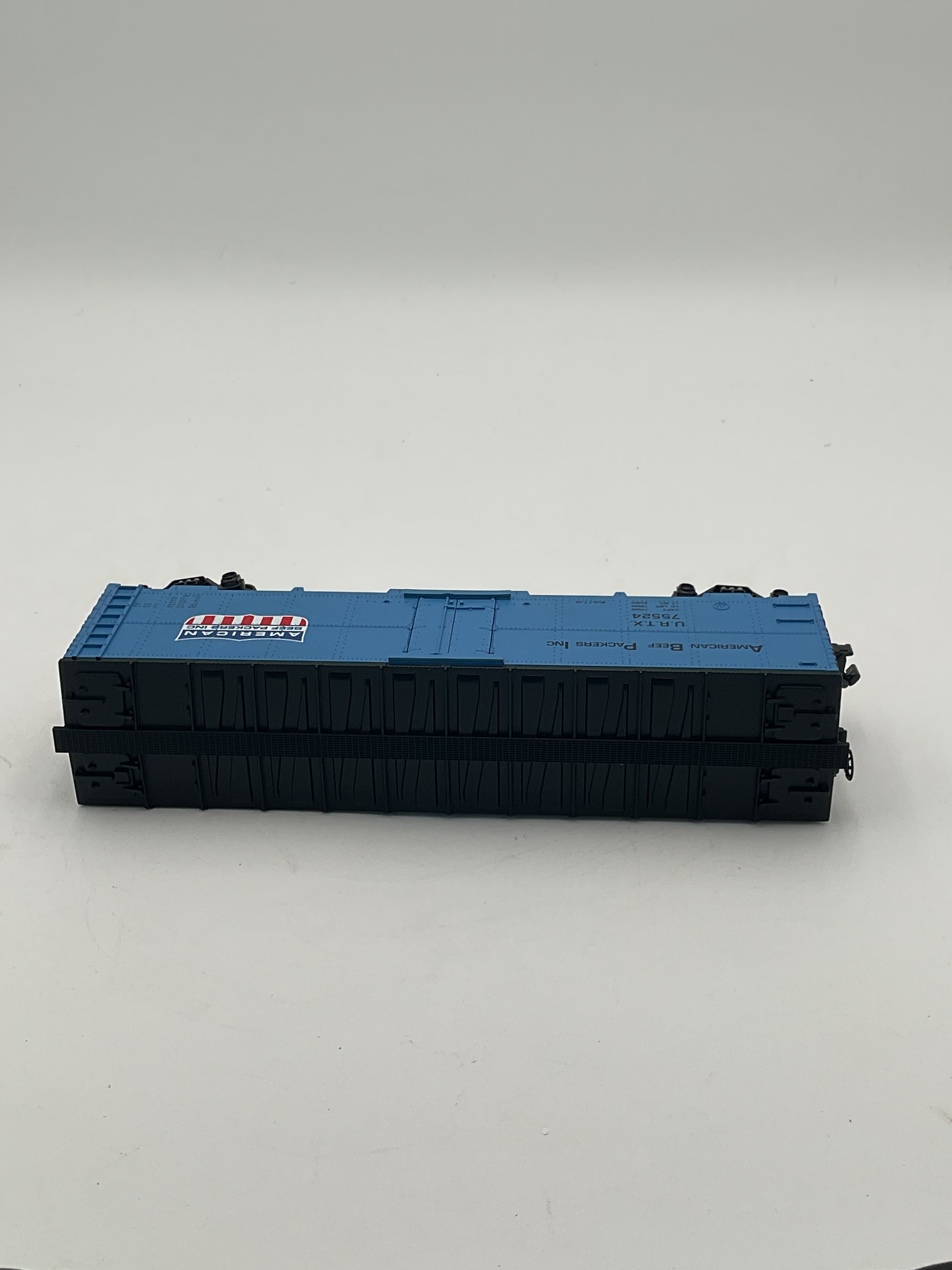 MTH 30-7836 American Beef Packers Modern Reefer Car