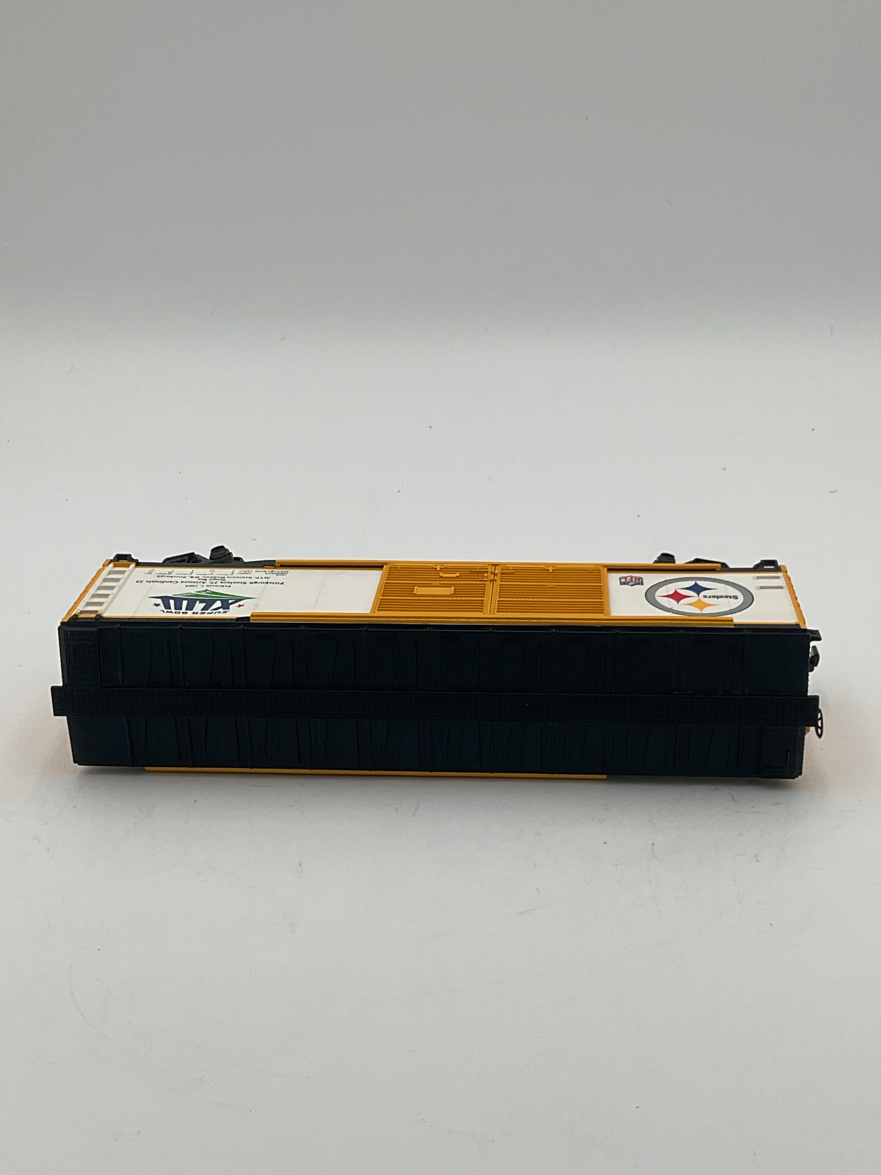 MTH 30-74559 Pittsburgh Steelers 40’ Double Door Box Car
