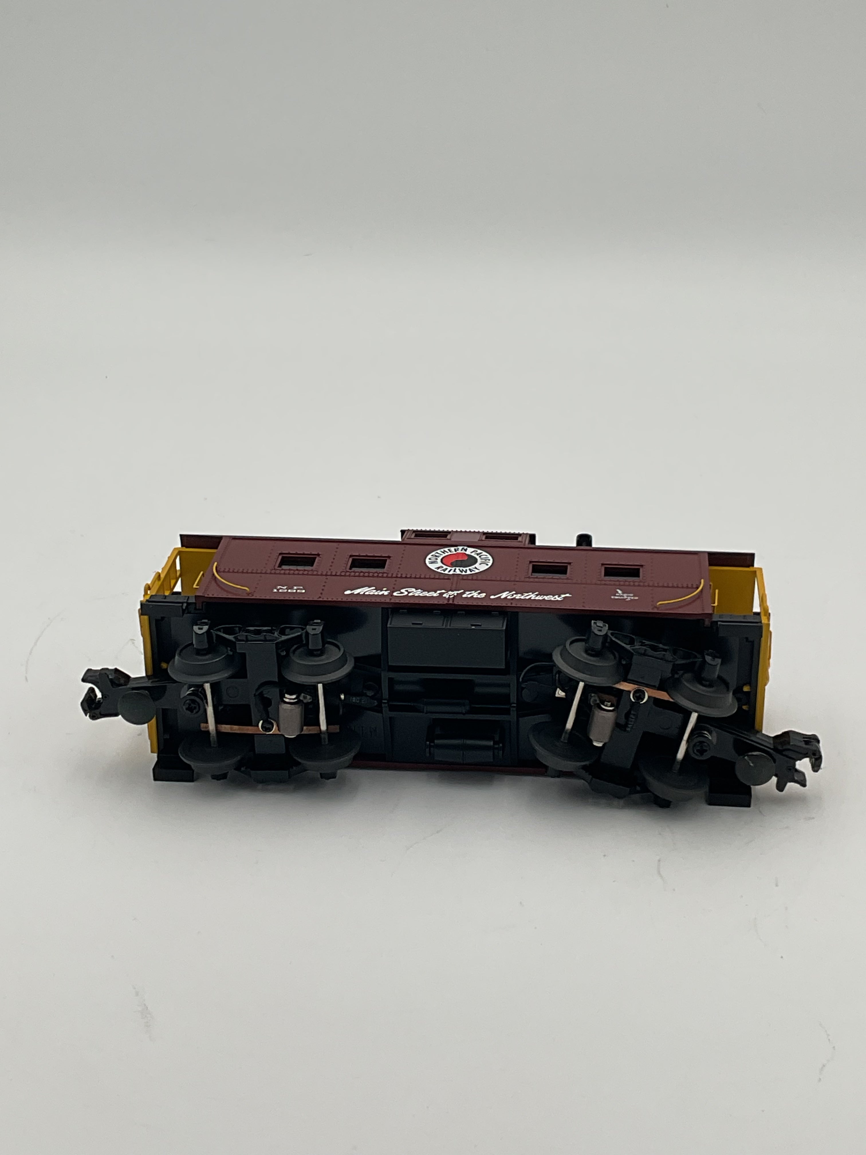 MTH 30-77160 Northern Pacific Steel Caboose