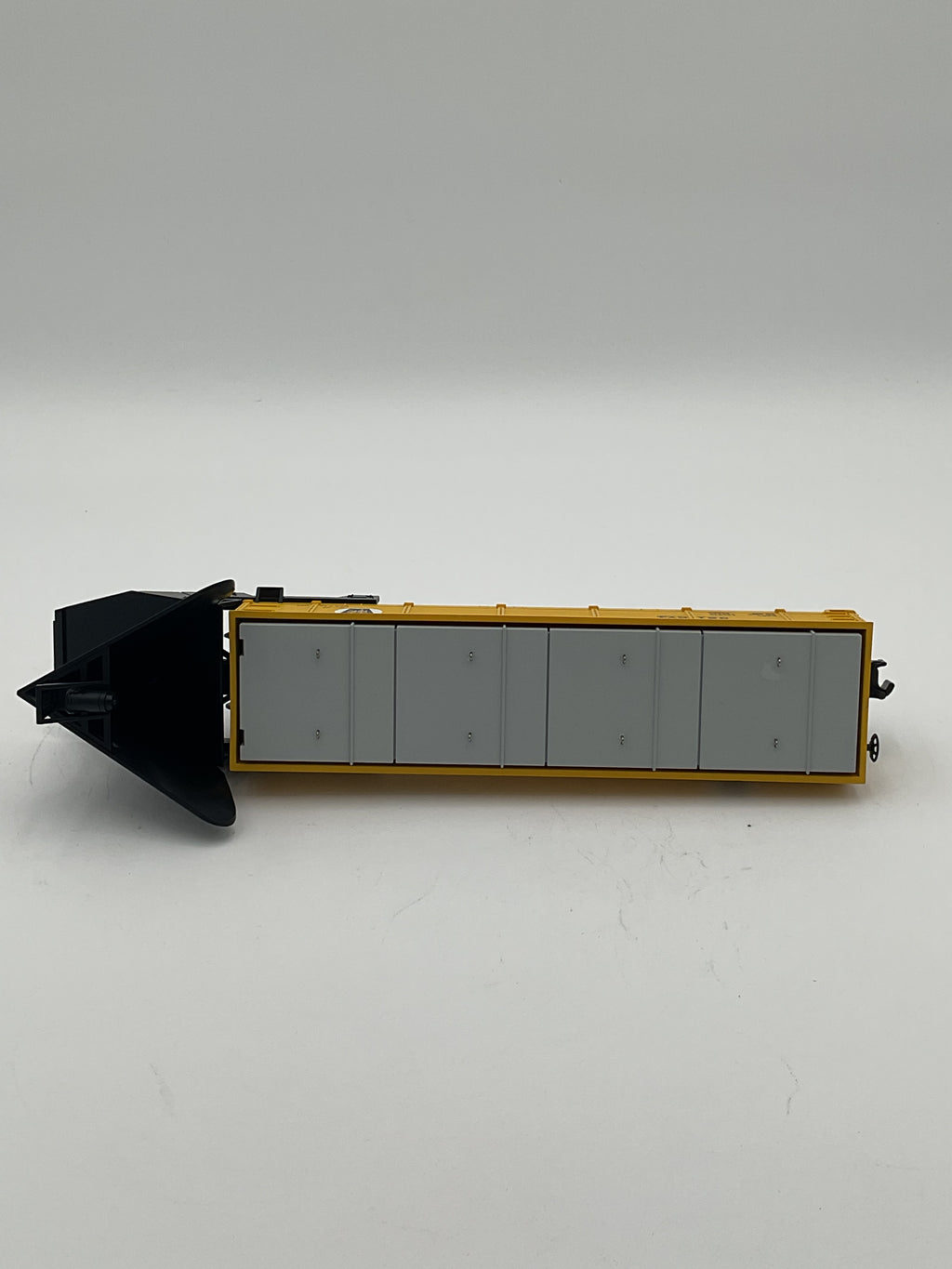 MTH 30-7218 Pennsylvania Heavy Duty Snowplow w/ Illuminated Headlight