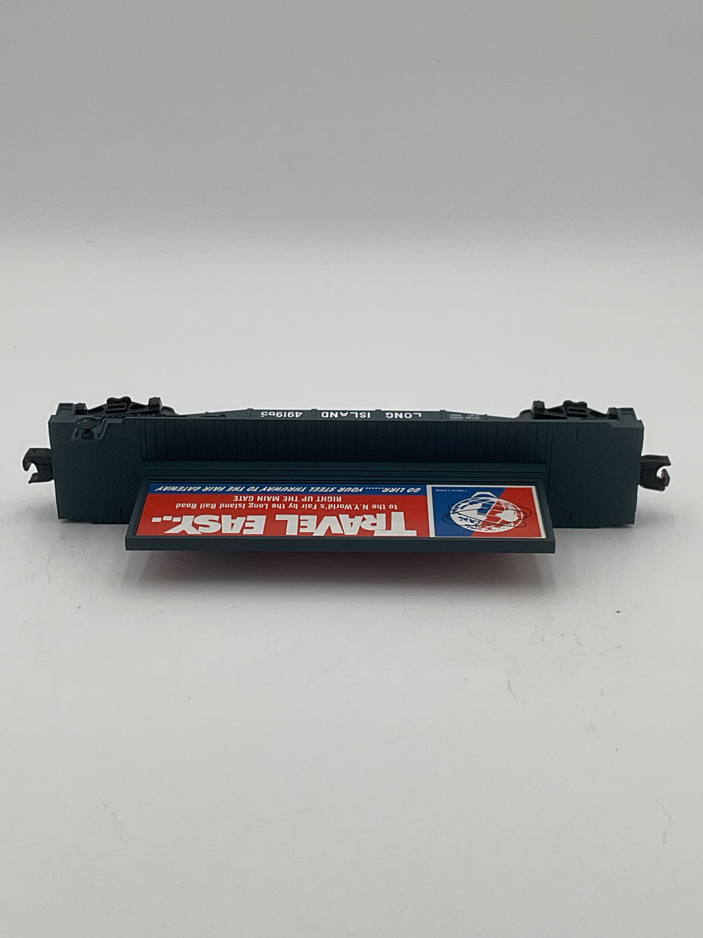 MTH 30-76568 Long Island Flat Car w/ Billboard