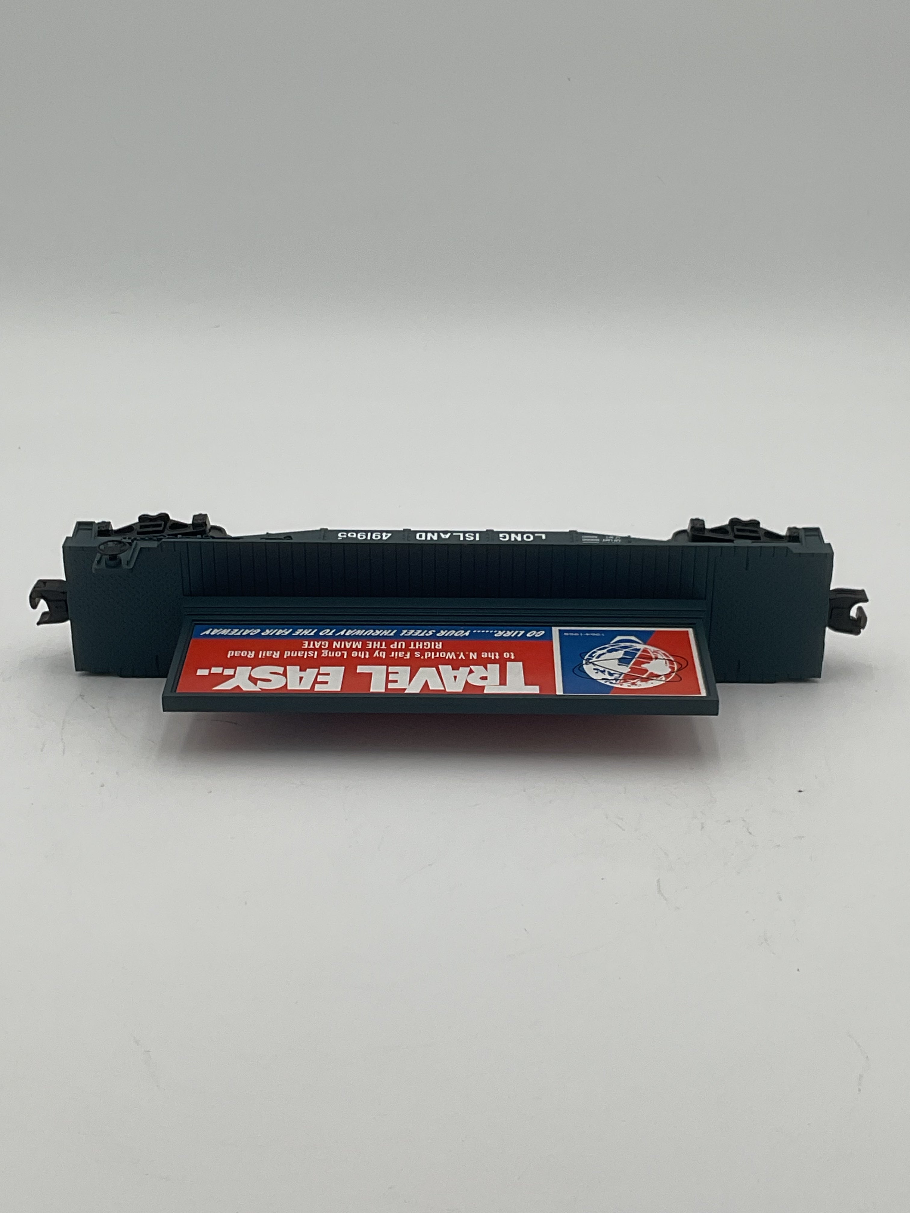 MTH 30-76568 Long Island Flat Car w/ Billboard