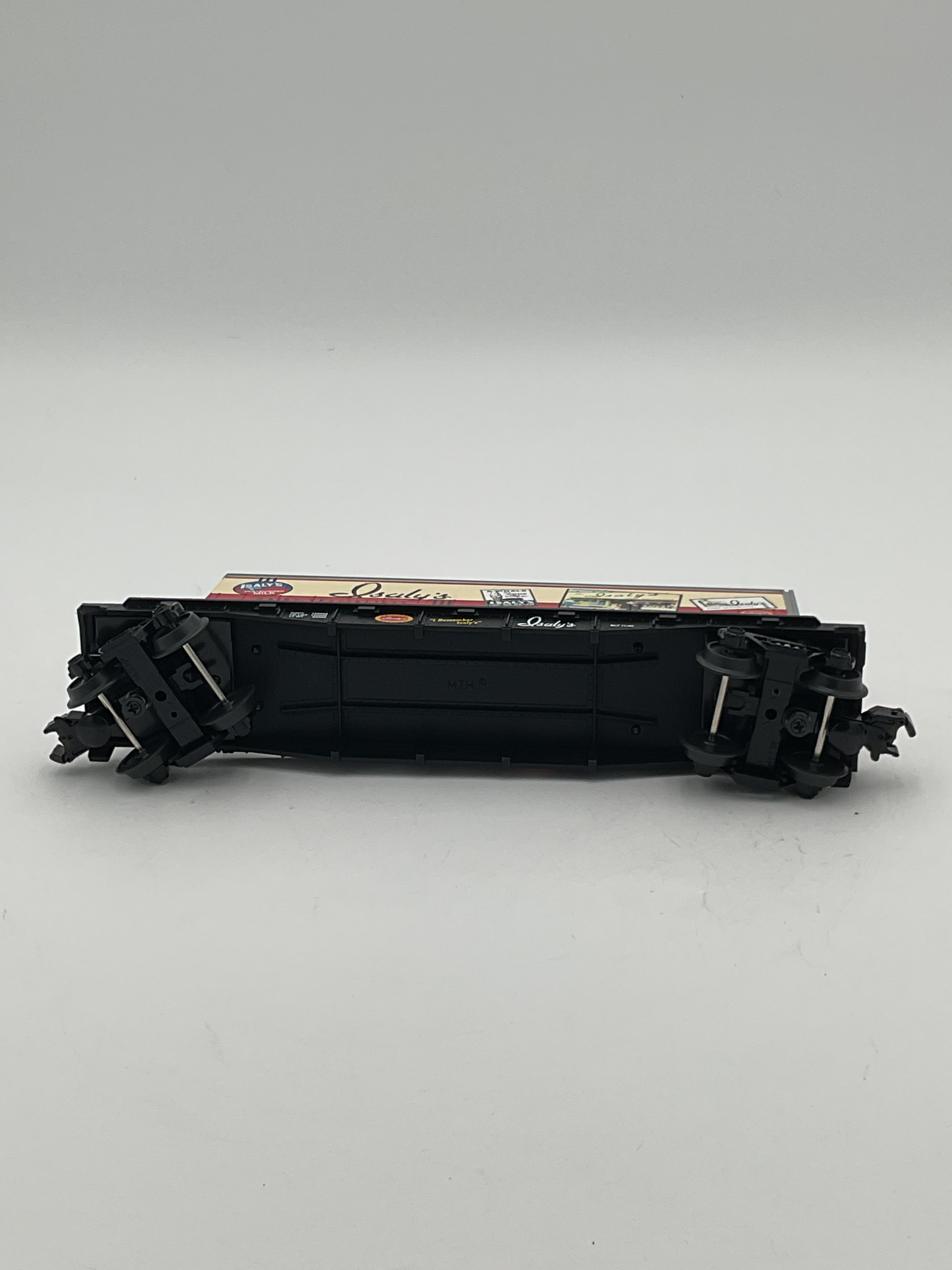 MTH 30-76153 Isaly’s Flat Car w/ Trailer
