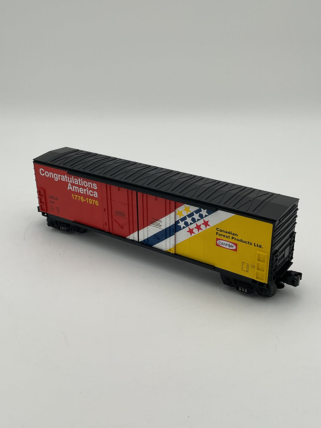 MTH 30-74010 Congratulations America 50’ Double Door Plugged Boxcar