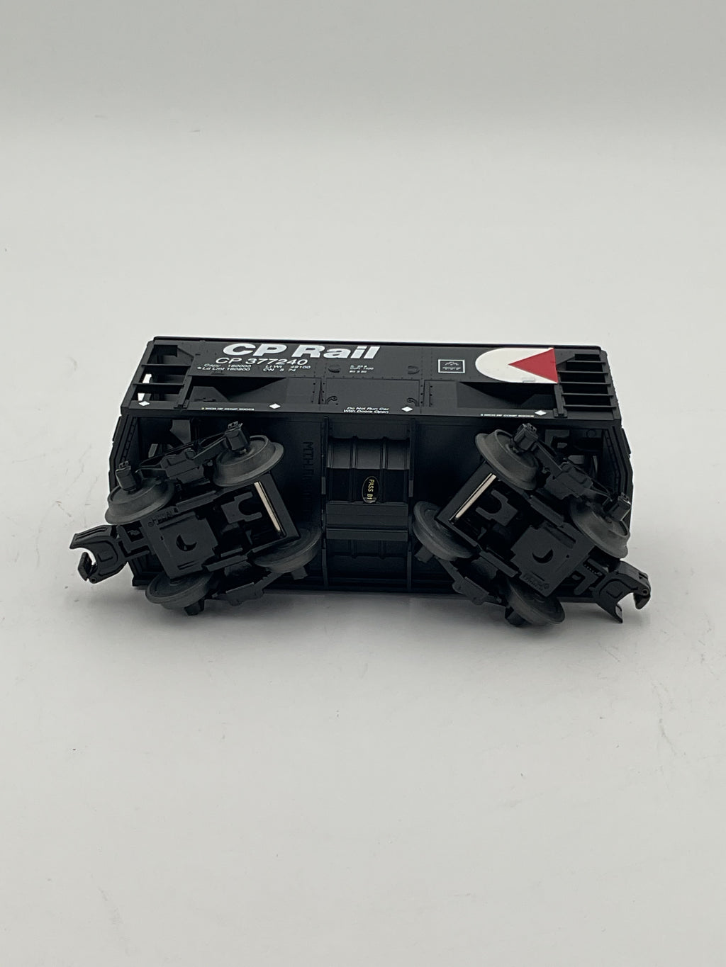 MTH 30-75481 CP Ore Car w/ Ore Load