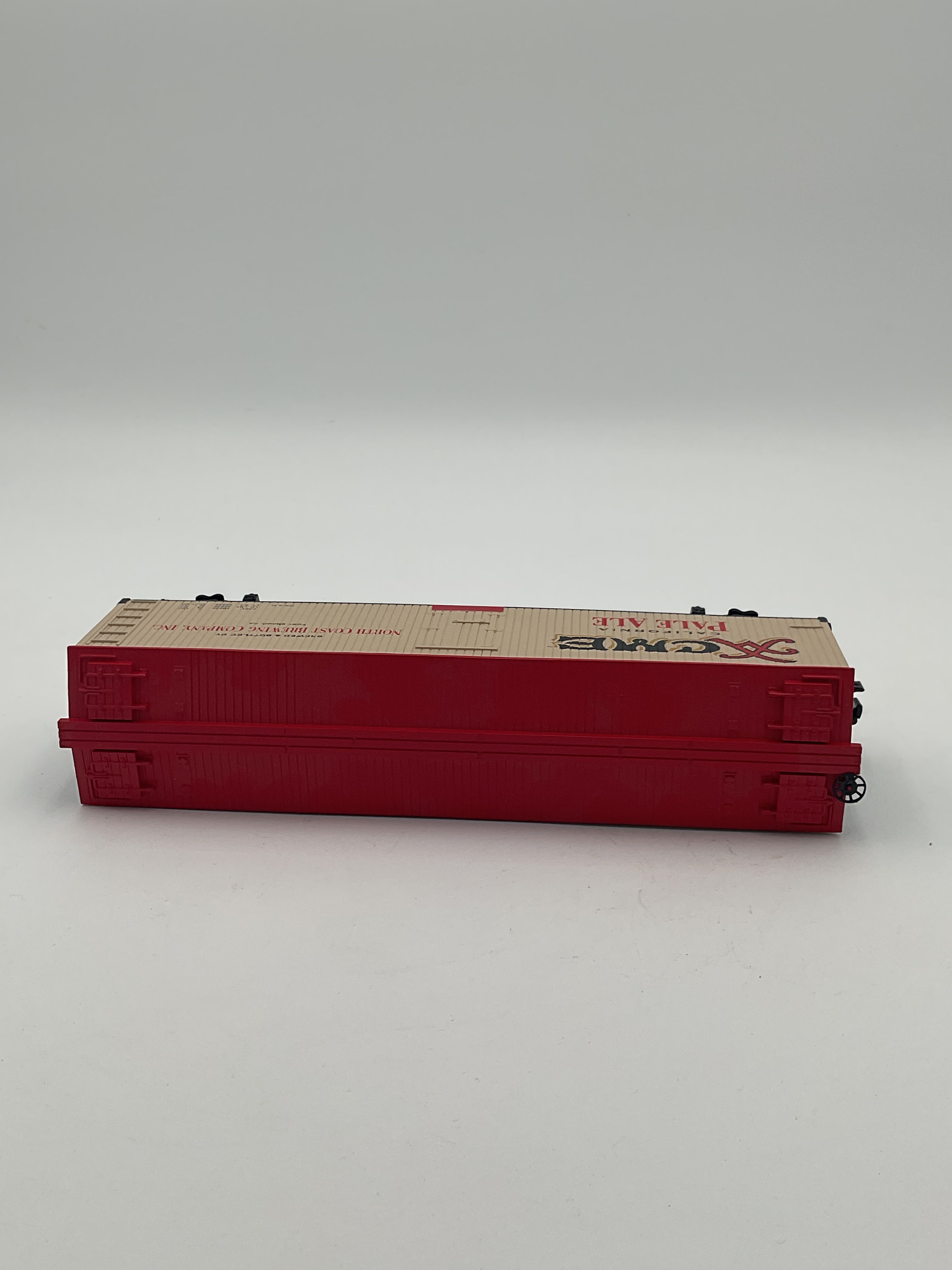 MTH 30-78081 Acme Pale Ale Reefer Car