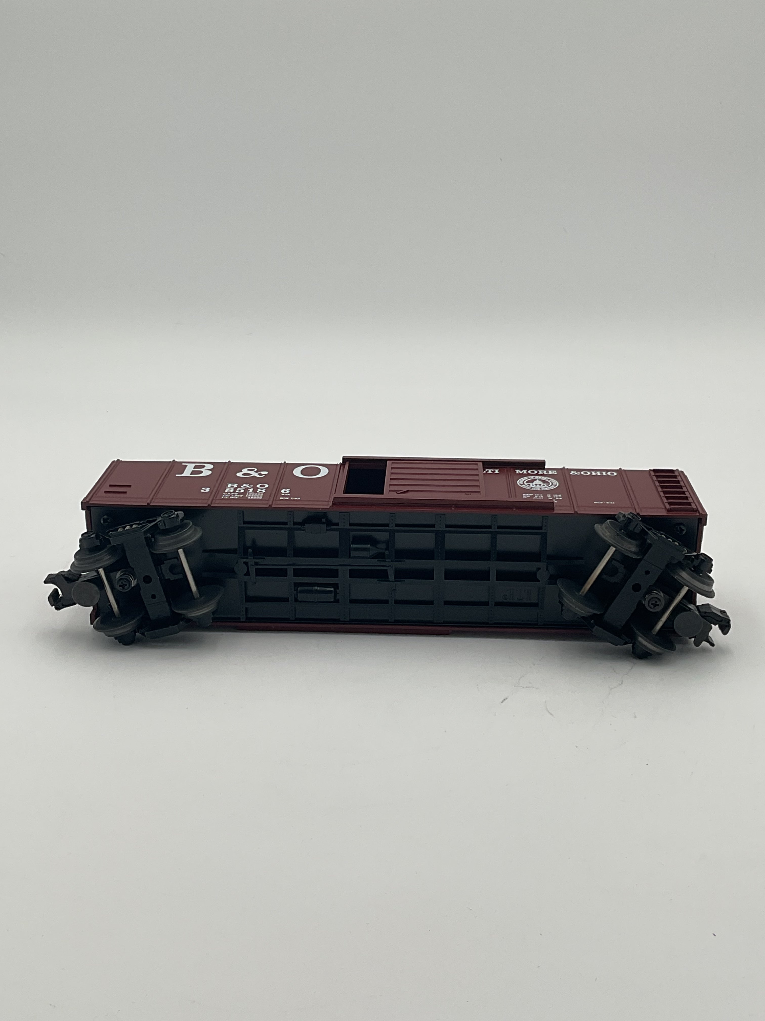 MTH 30-7429 Baltimore & Ohio Rounded Roof Boxcar