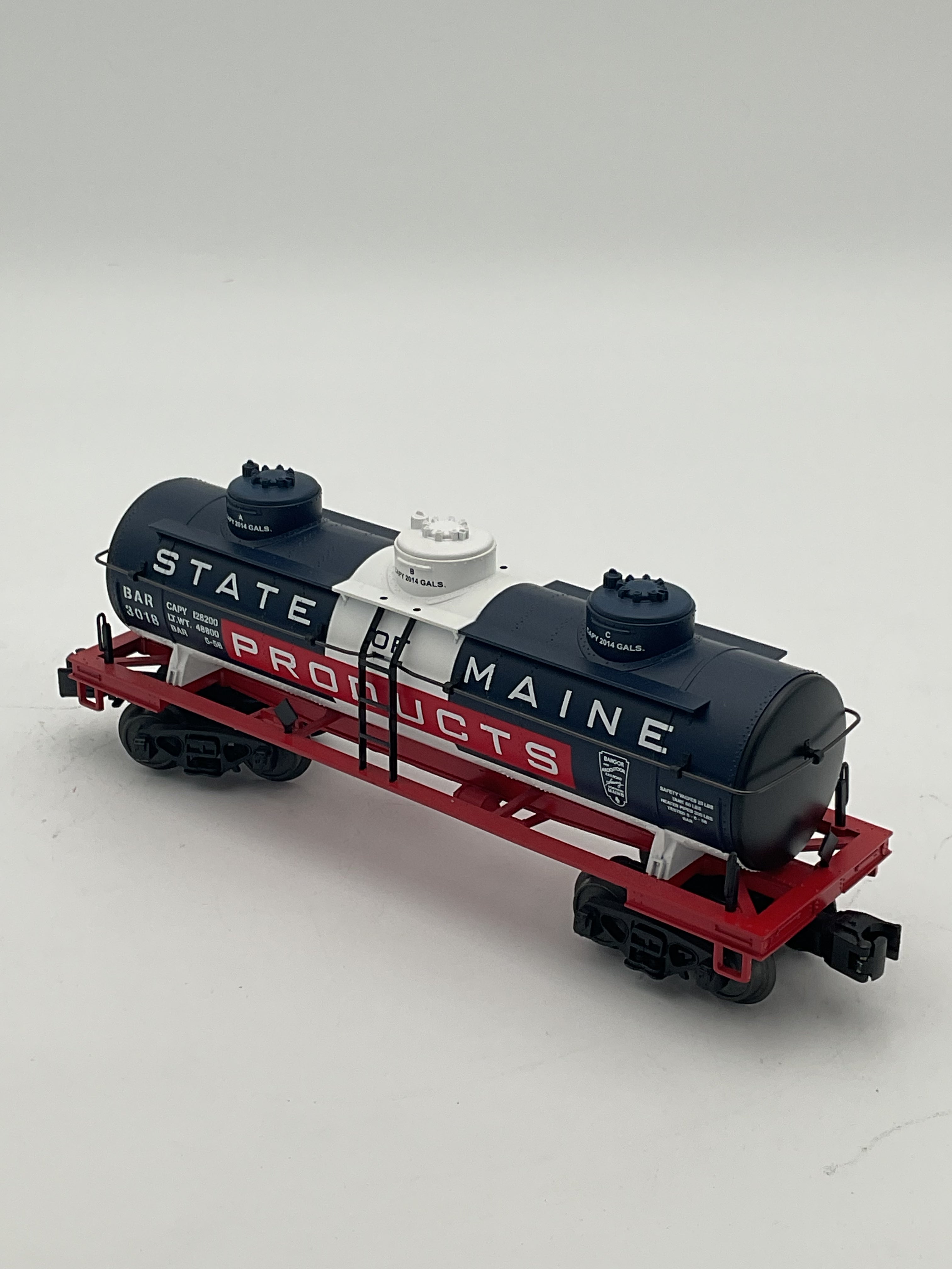 MTH 30-73384 State of Maine 3-Dome Tank Car