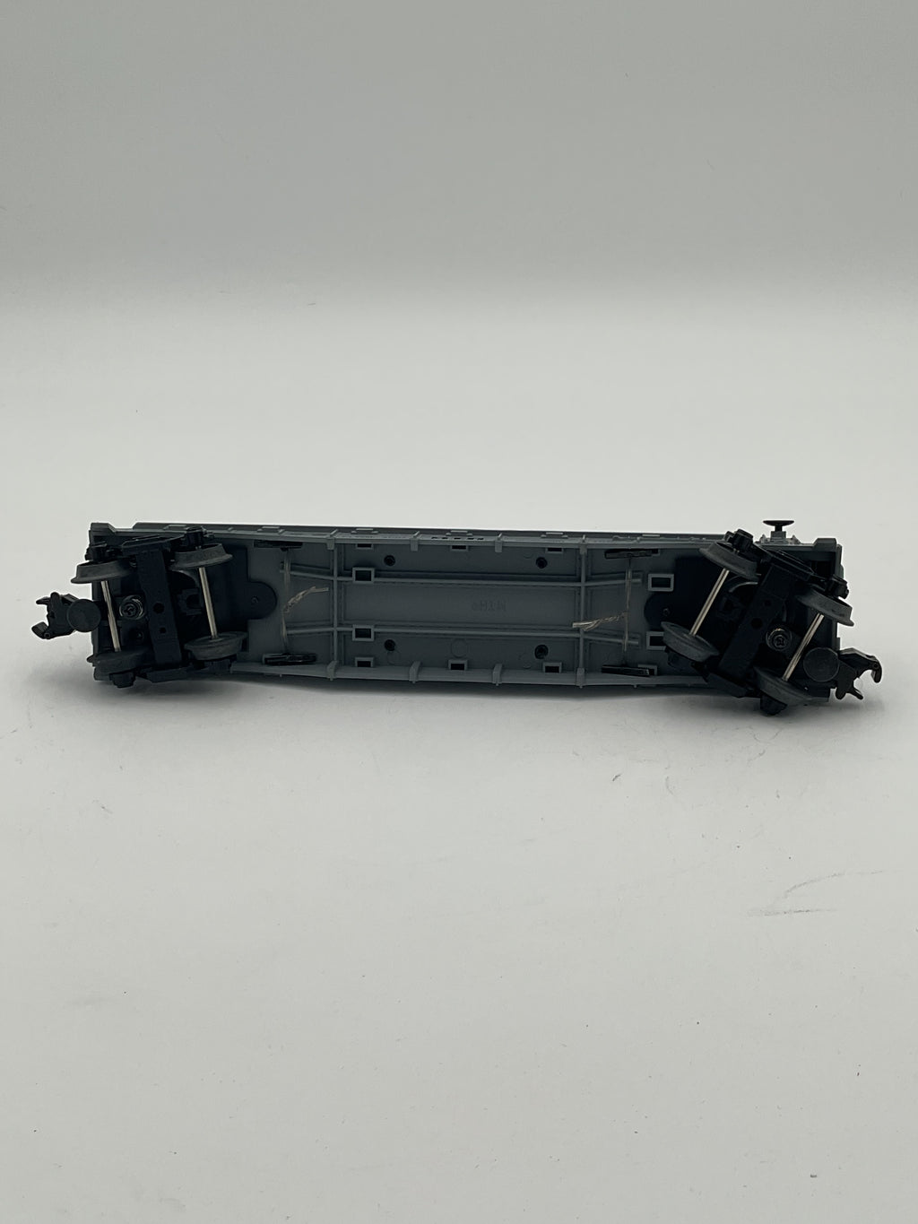 MTH 30-7661 Auto Transport Flatcar w/ Ertl ‘70 Nova’s