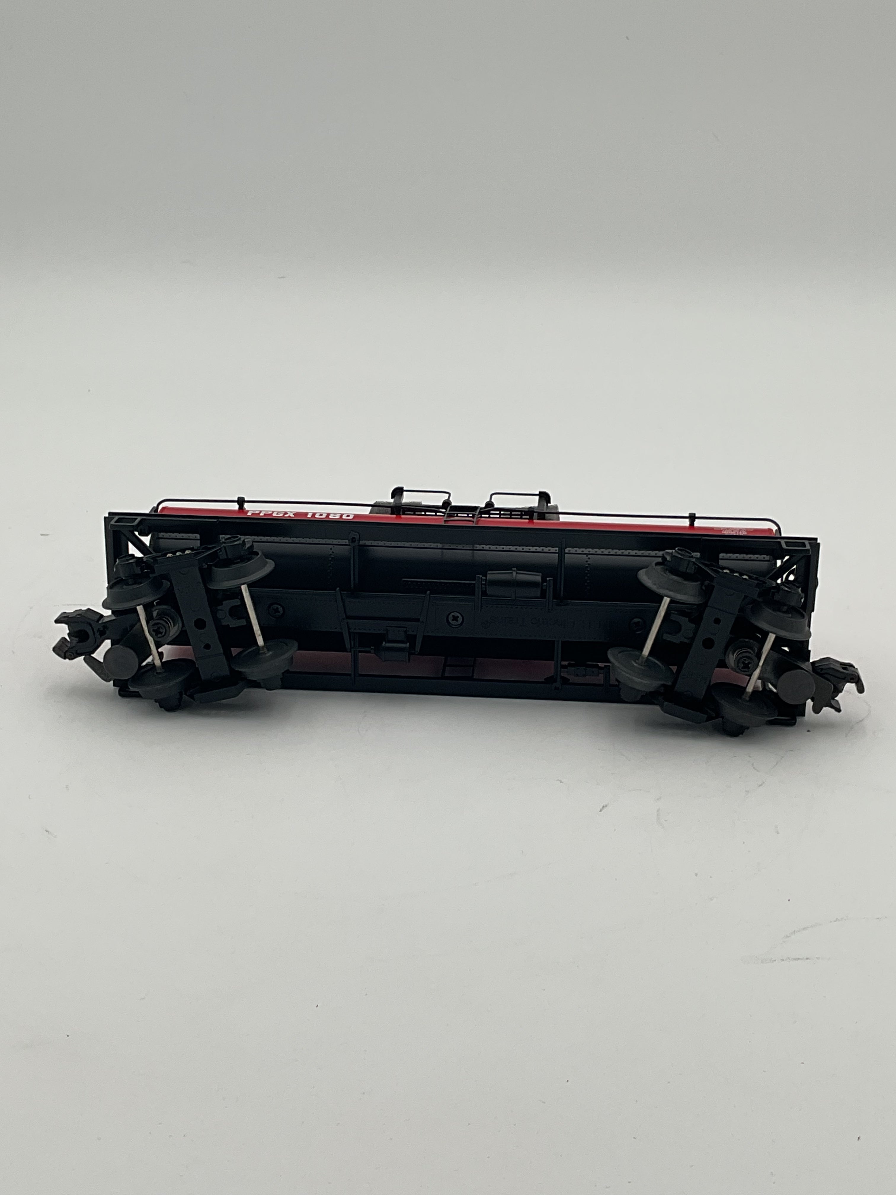 MTH 30-7015E New York Ontario & Western Tank Car 30-7015E