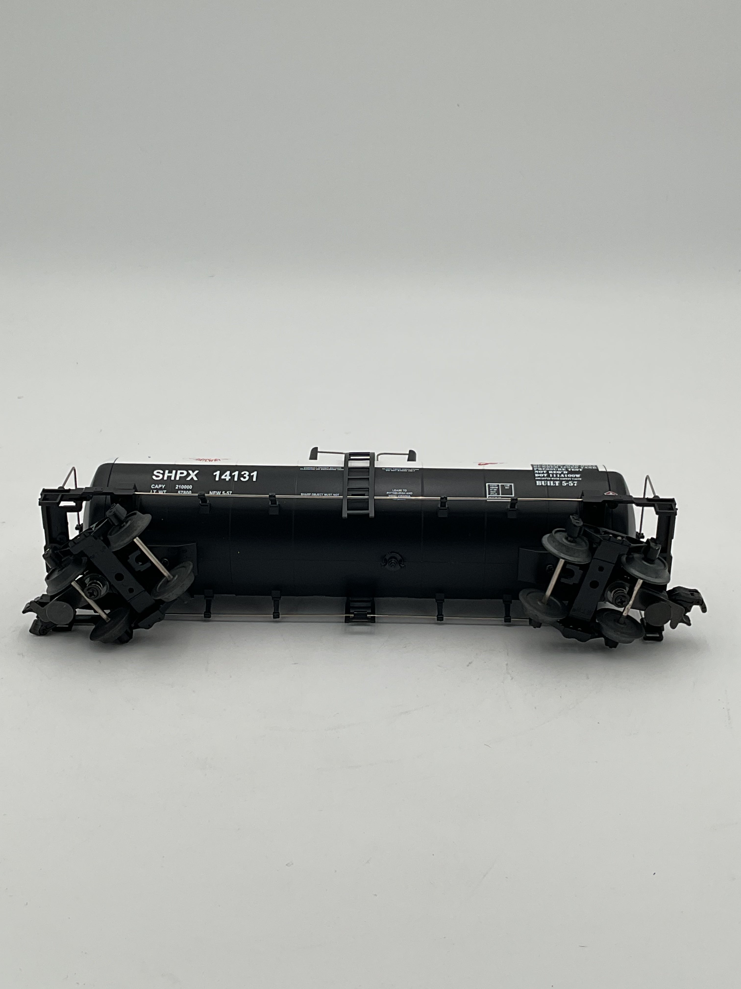 MTH 20-96028 Pittsburgh & West Virginia Tank Car