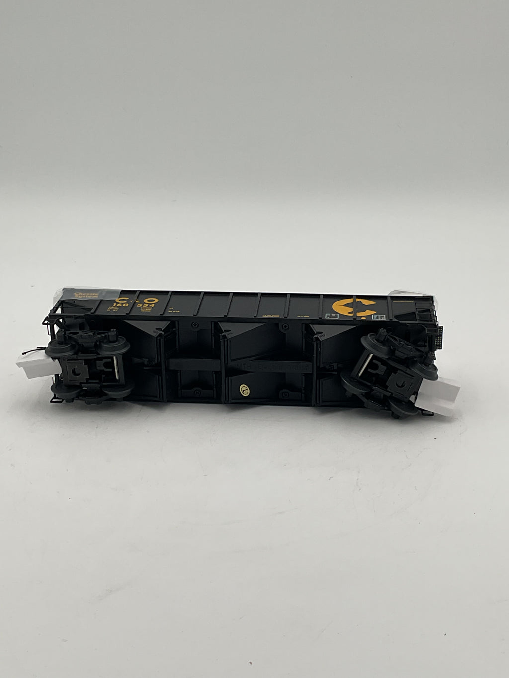 MTH 20-92359 Cheesie 70-ton 4-Bay Hopper Car w/ Coal Load