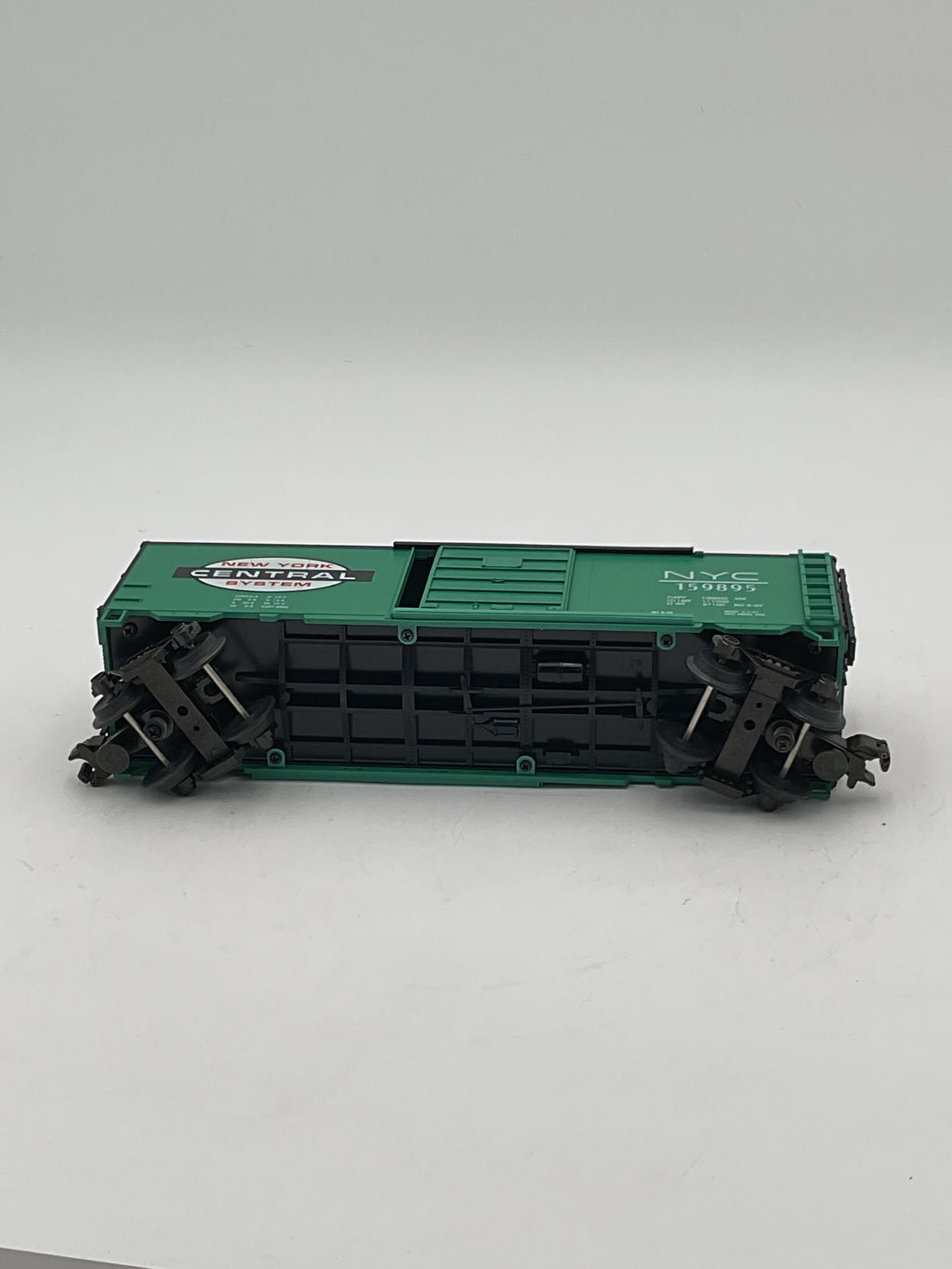 MTH 20-9300L NYC Jade Green O Scale Box Car