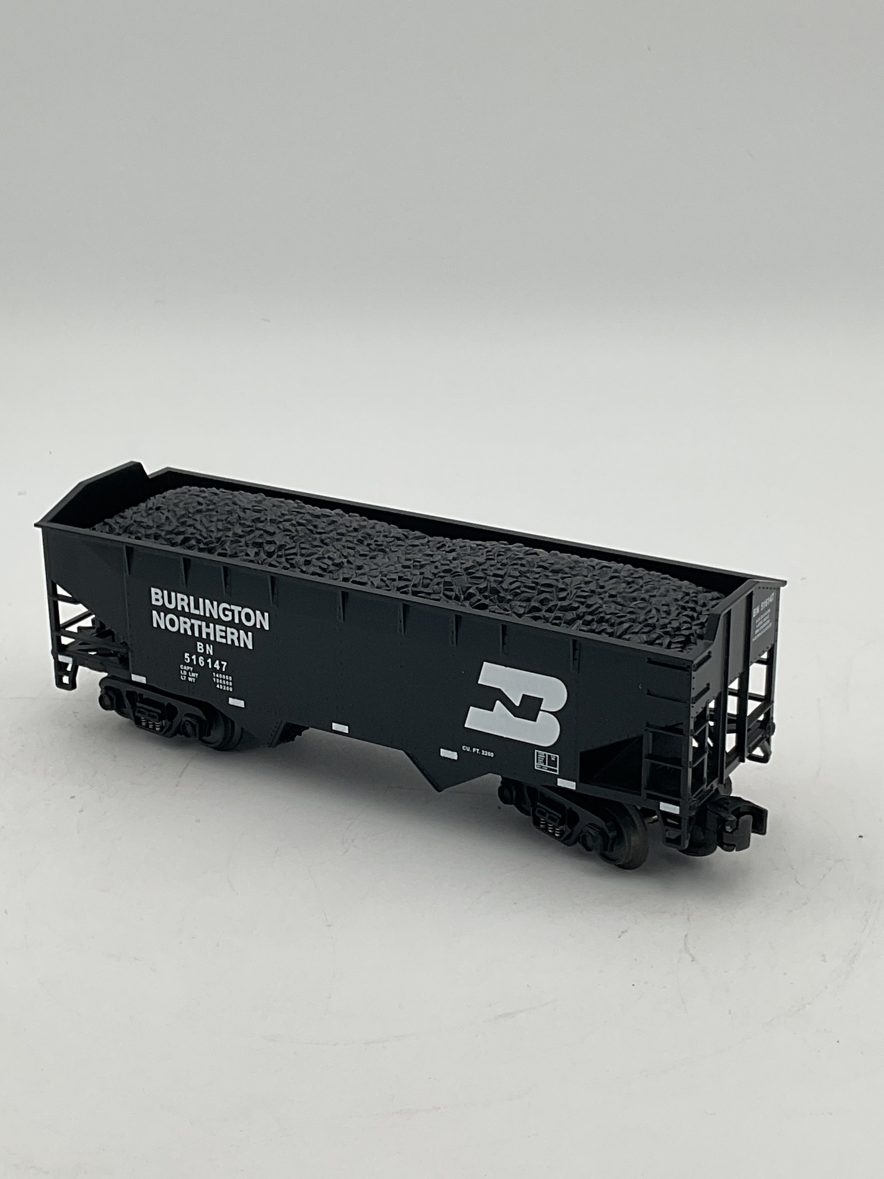 MTH 20-90014D Burlington Northern 2-Bay Off-Set Hopper w/ Coal Load