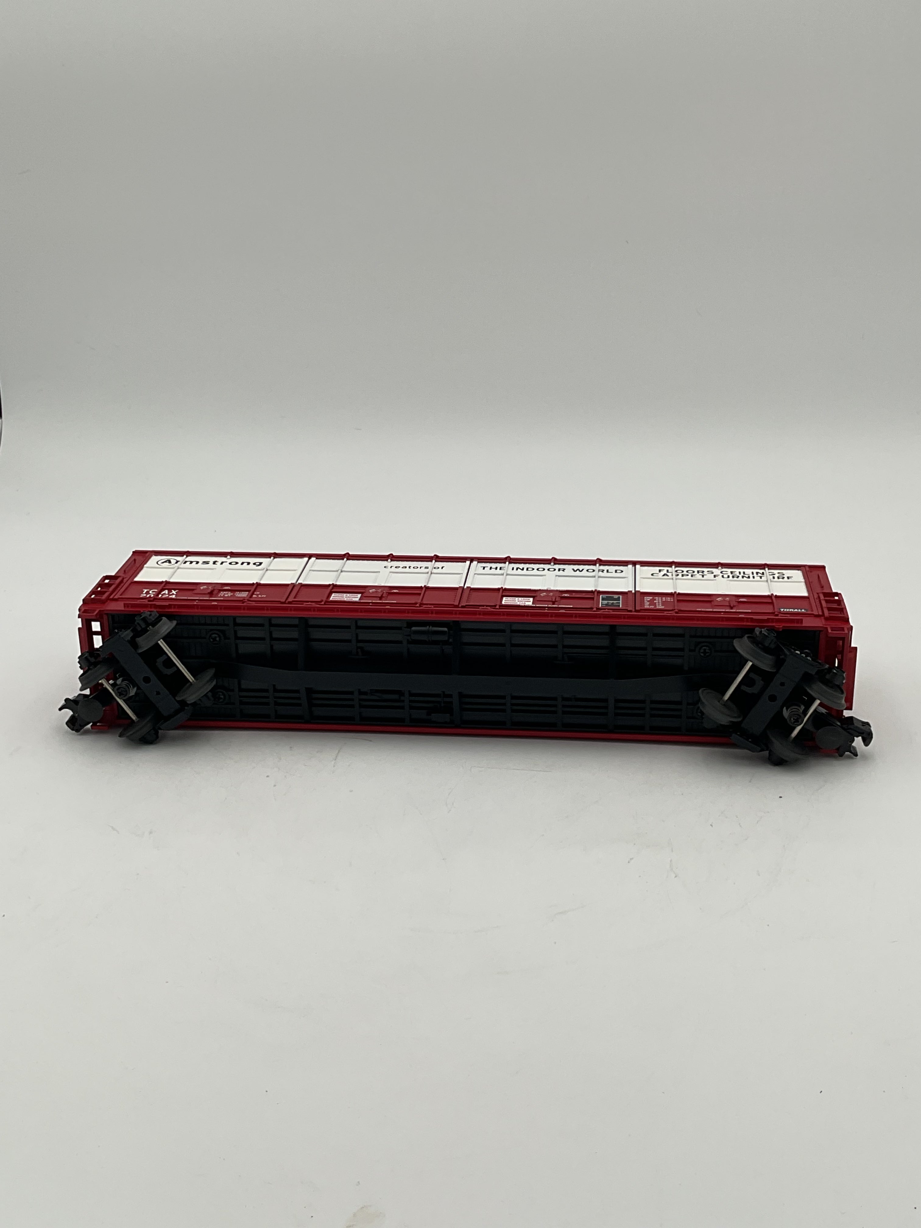 MTH 20-93114 Armstrong (#20124) 55’ All-Door Box Car