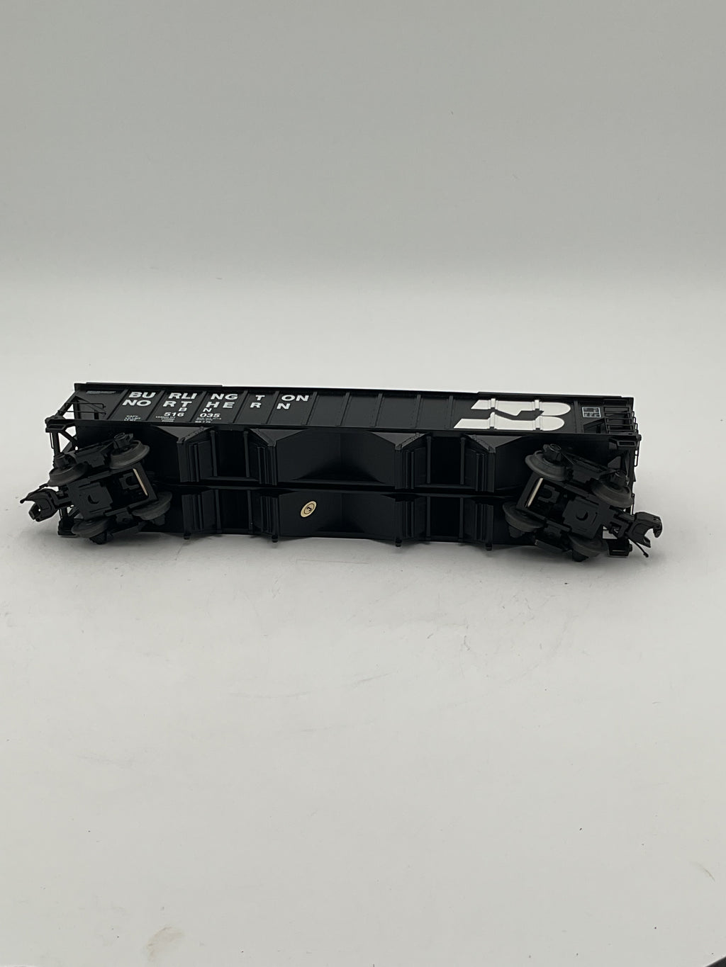 MTH 20-97760 Burlington Northern (#516035) 4-Bay Hopper with Coal Load