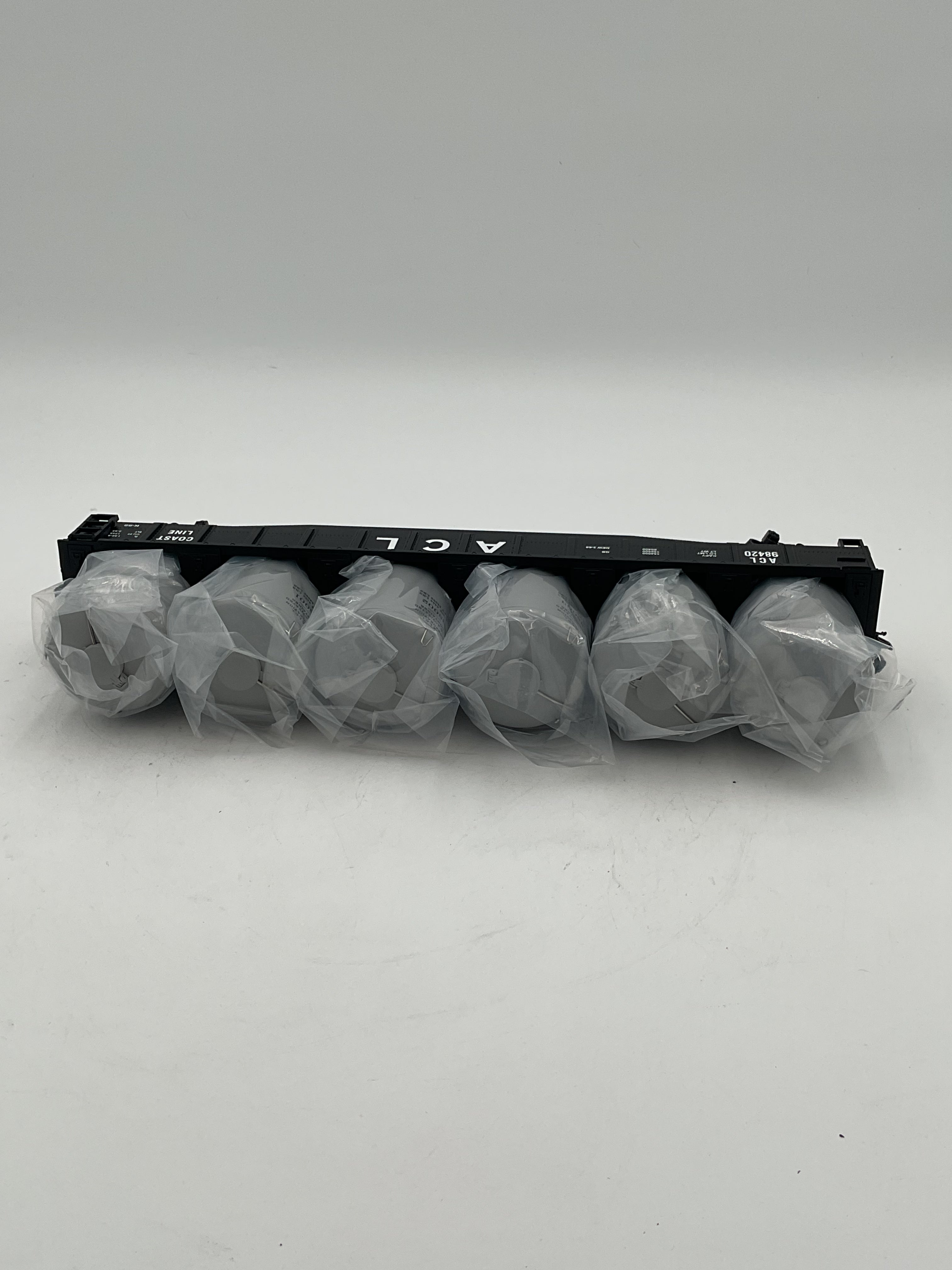 MTH 20-98058 Atlantic Coast Line (#98420) Gondola Car w/ 5 LCL Cement Containers