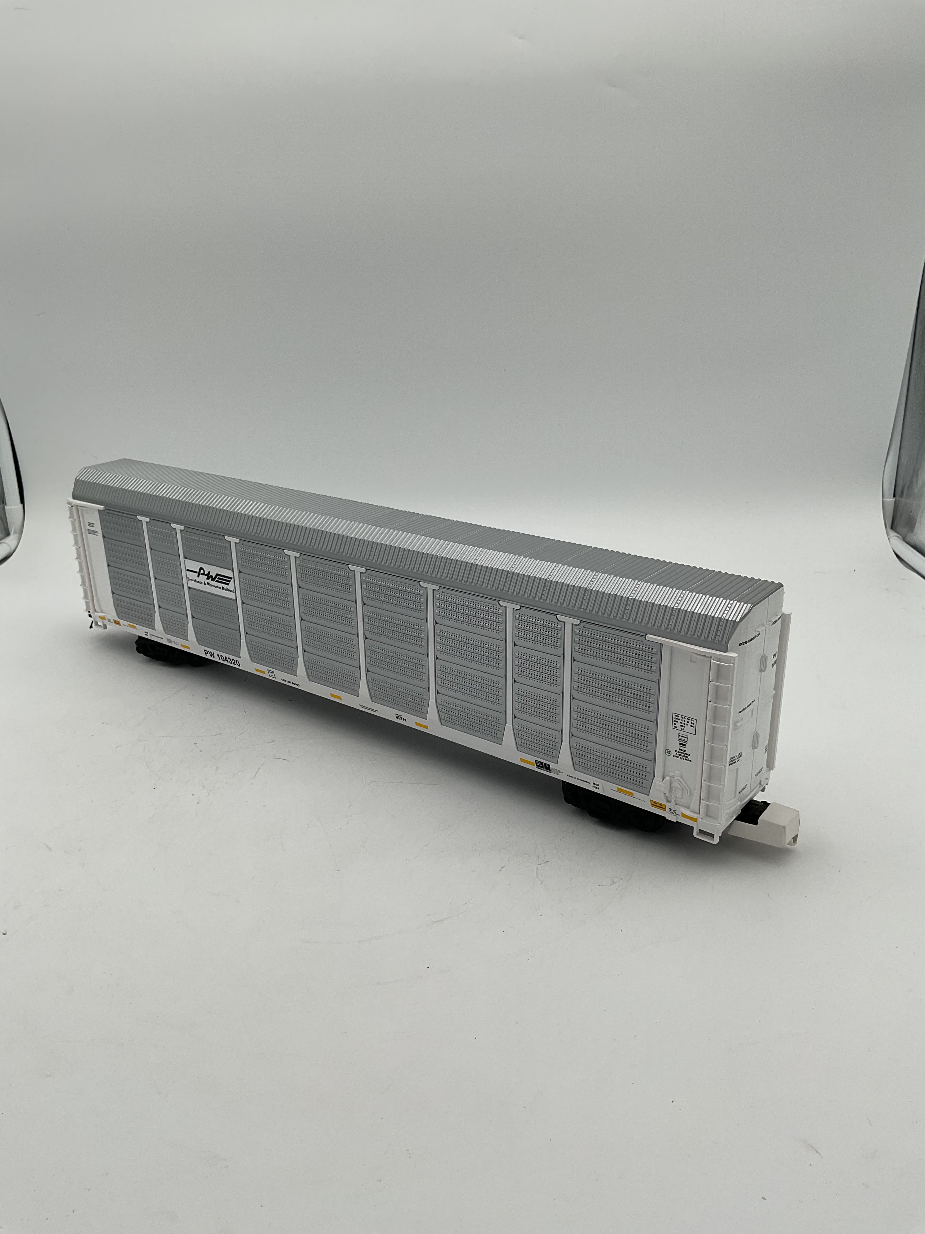 MTH 20-90564E Providence & Worcester Corrugated Auto Carrier