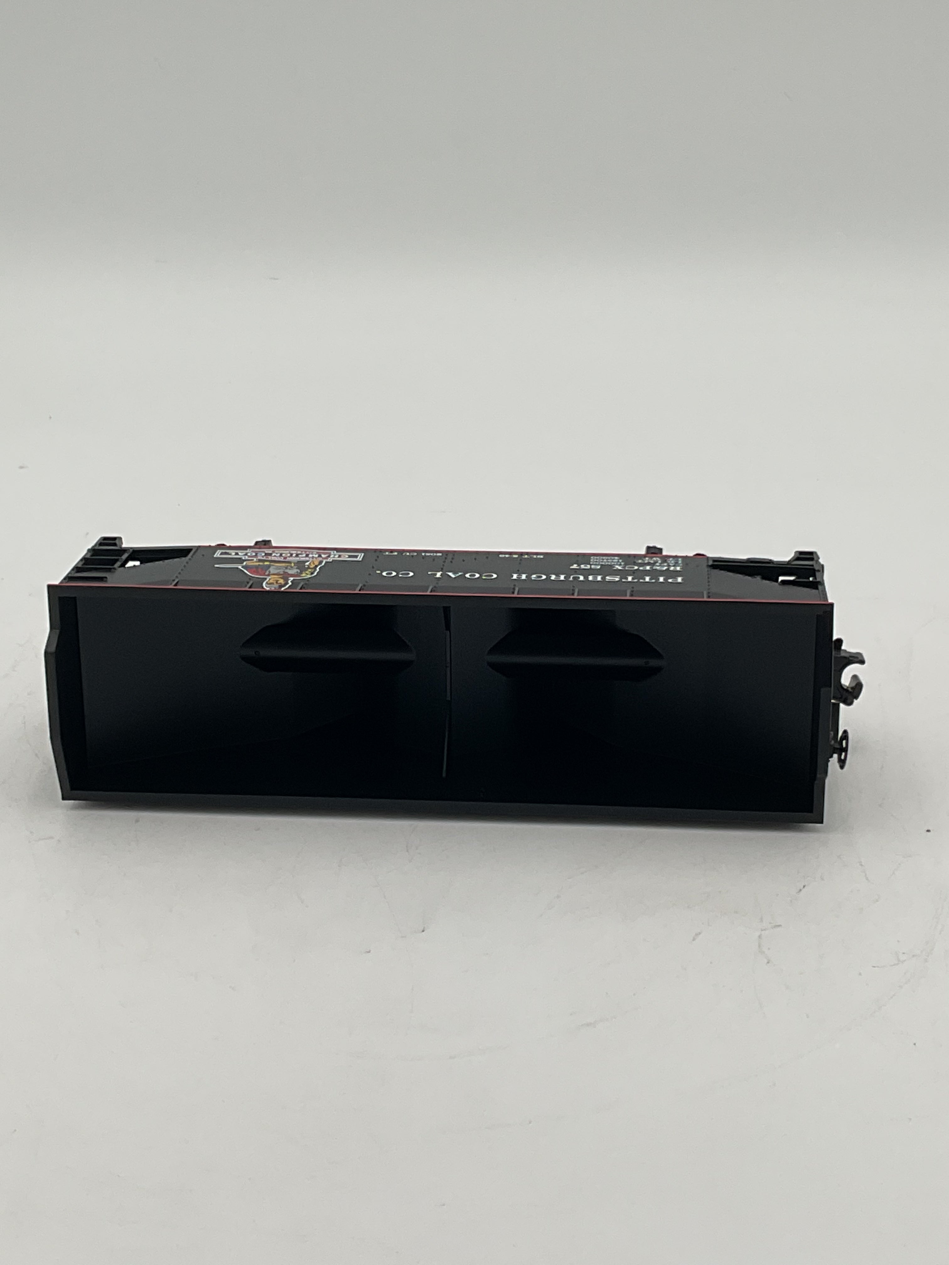 MTH 20-97517 Pittsburgh/Champion Coal 2- Bay Offset Hopper Car w/ Coal Load Co. (#857)