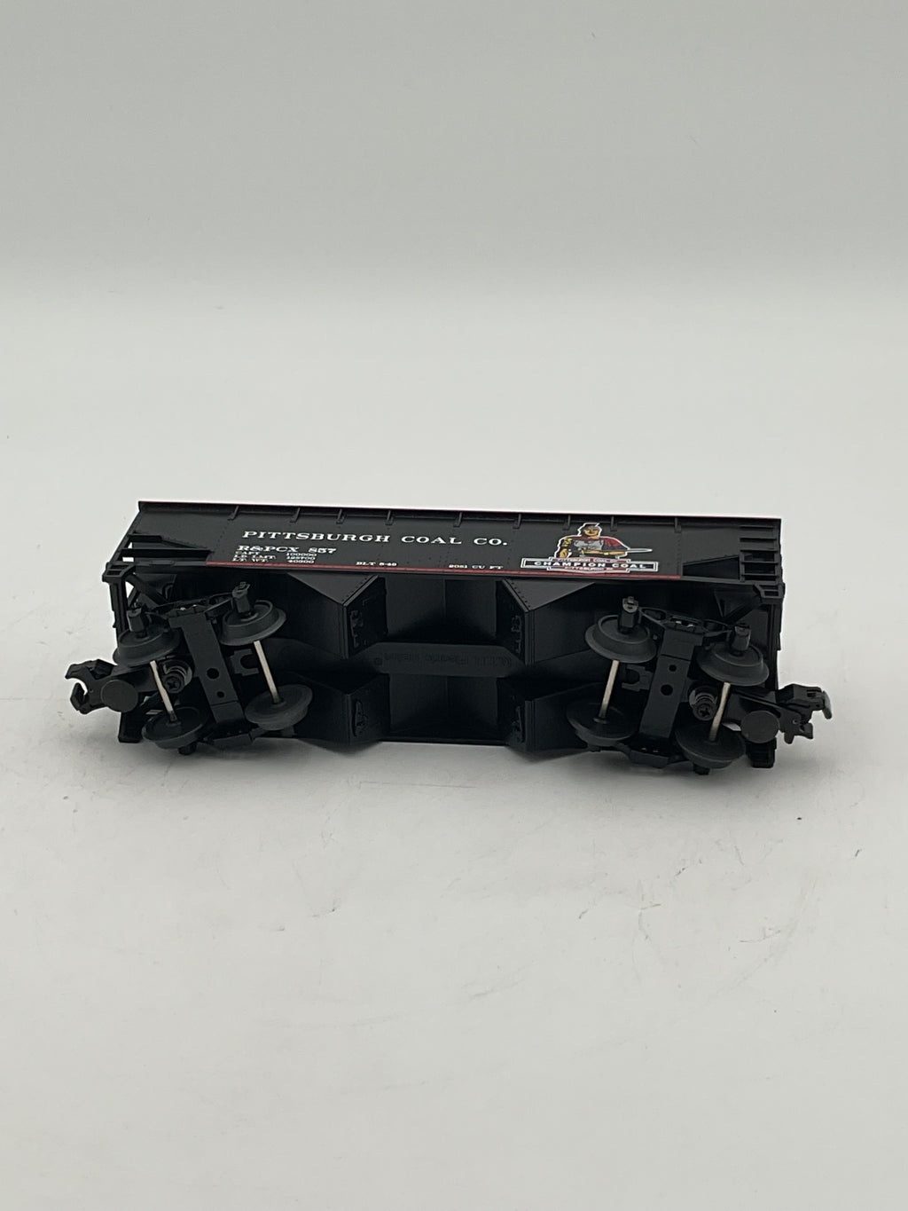 MTH 20-97517 Pittsburgh/Champion Coal 2- Bay Offset Hopper Car w/ Coal Load Co. (#857)