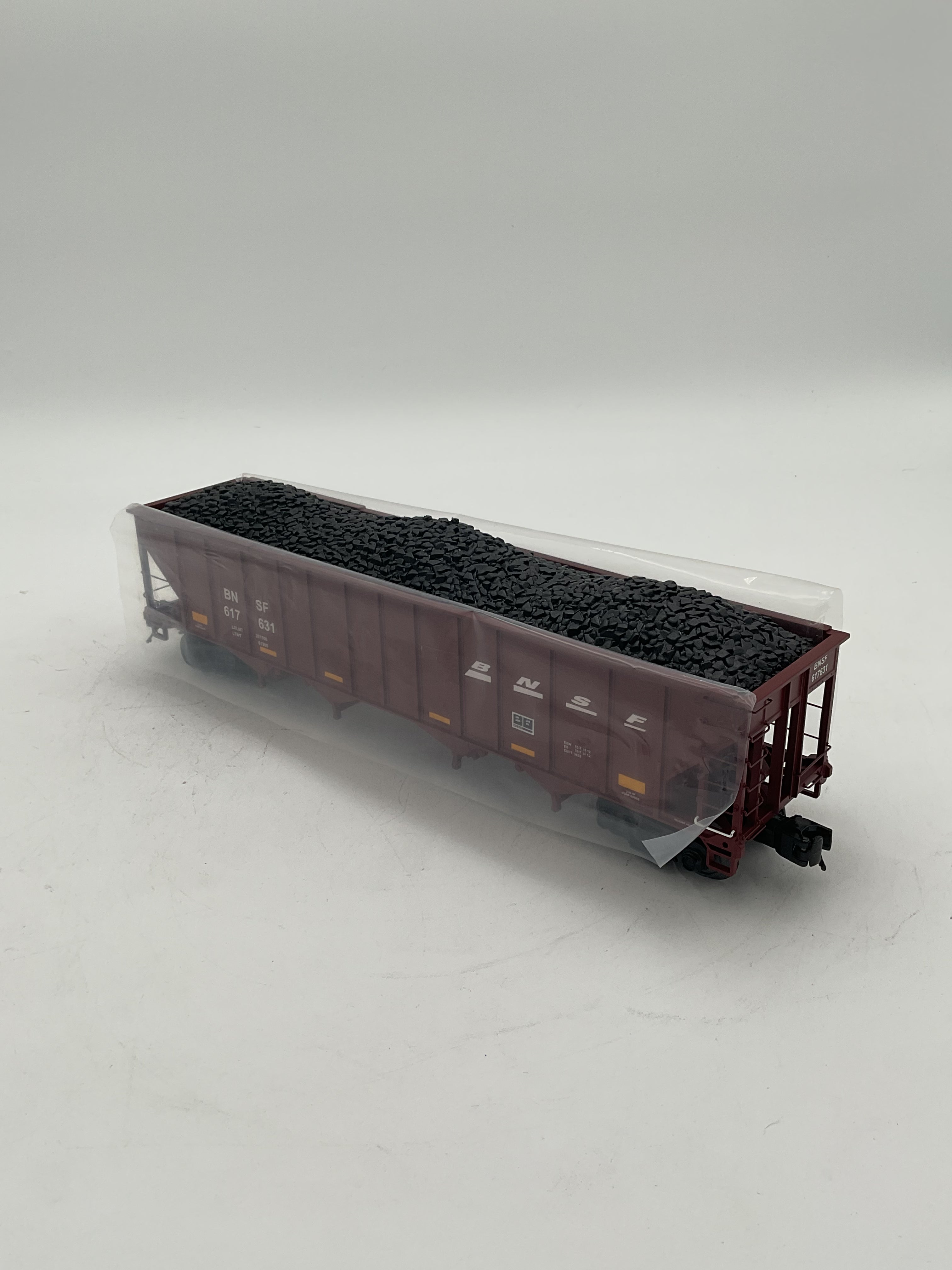 MTH 20-9085B BNSF 4-Bay Hopper Car w/ Coal Load