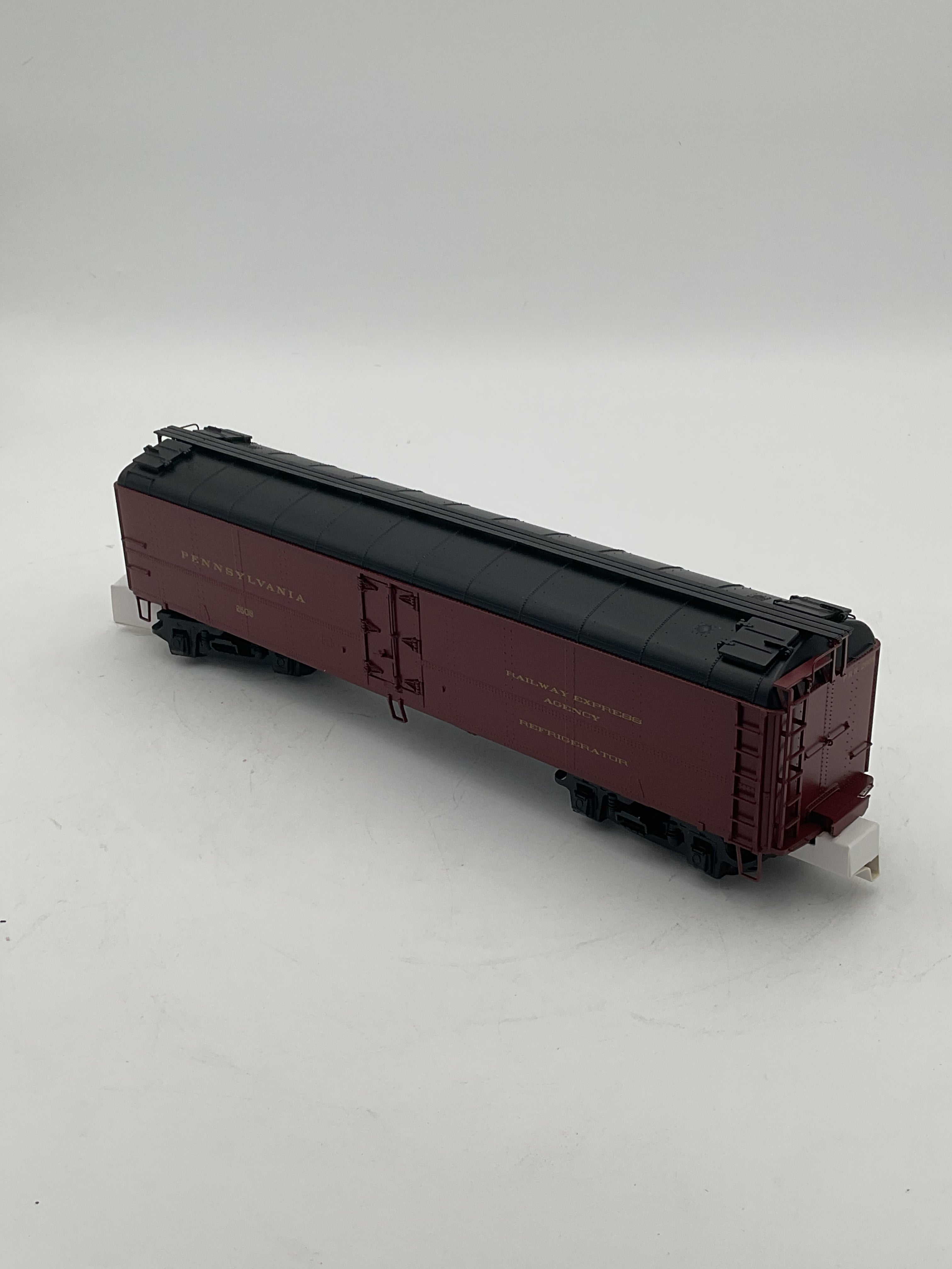 MTH 20-94182 Pennsylvania (#2608) R50B Express Reefer Car