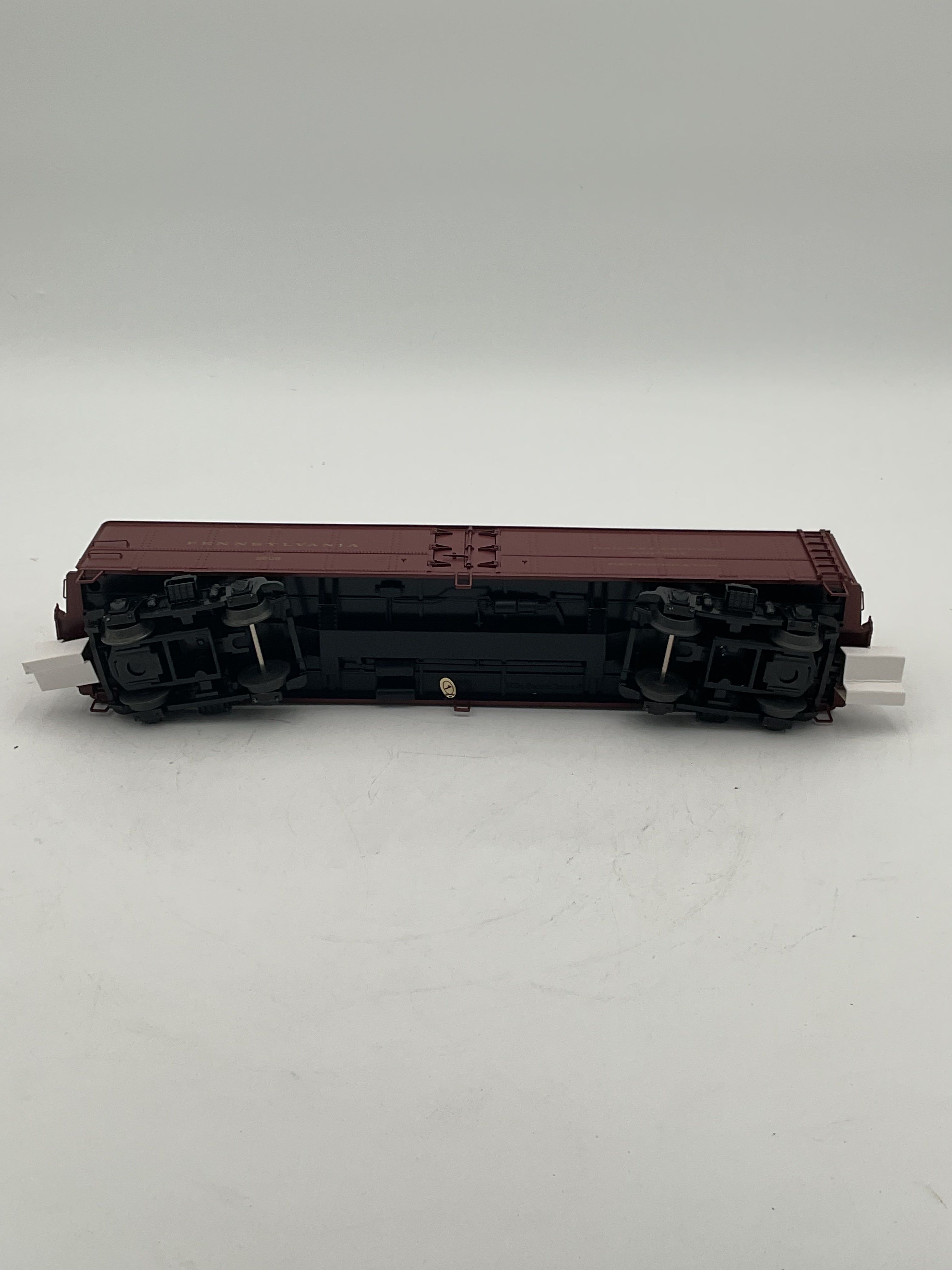 MTH 20-94182 Pennsylvania (#2608) R50B Express Reefer Car