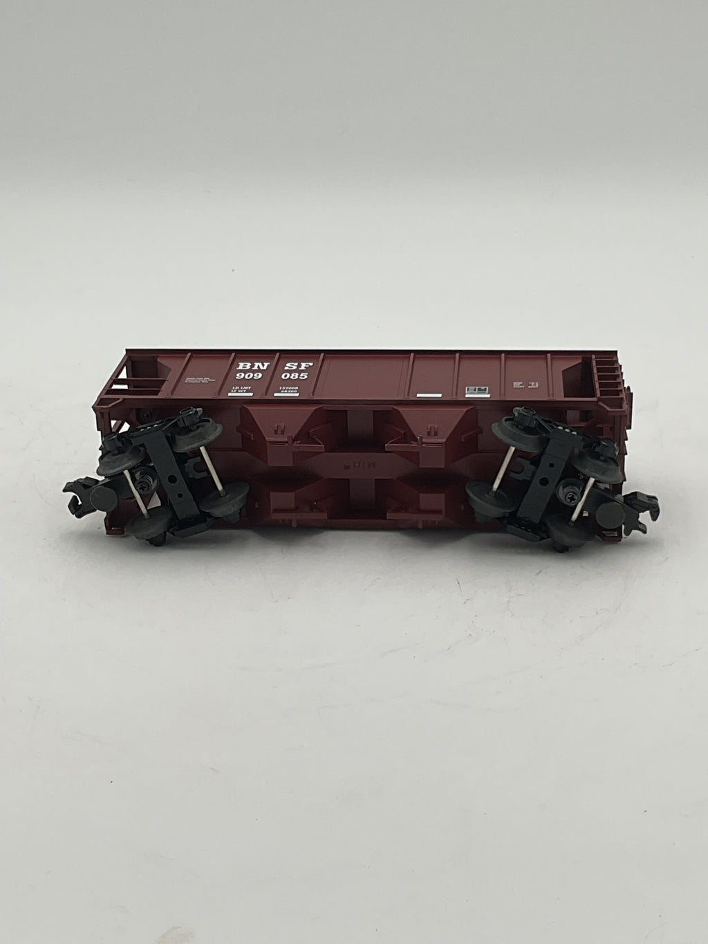 MTH 20-90010E BNSF PS-2 Hopper