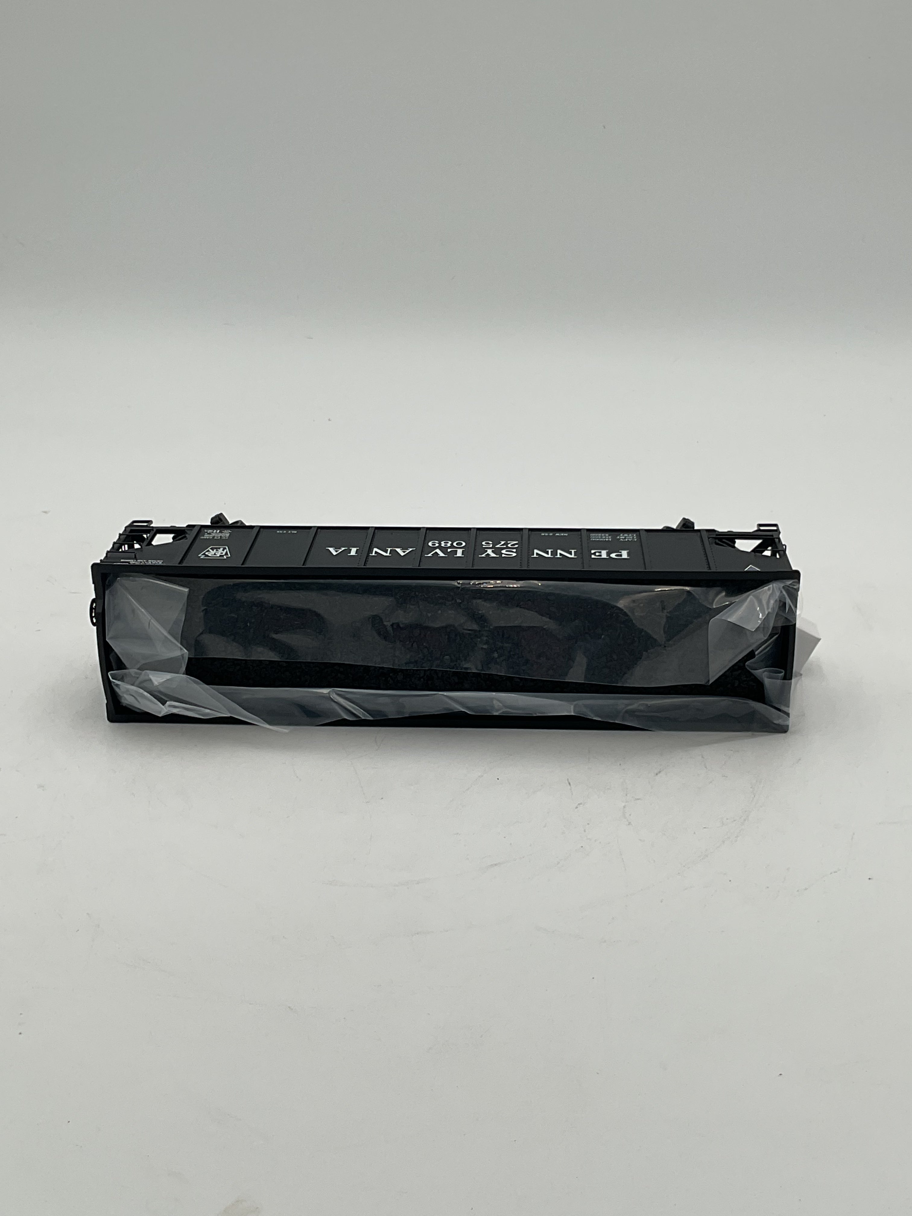 MTH 20-92363C Pennsylvania 70-ton 3-Bay Hopper Car w/ Coal Load