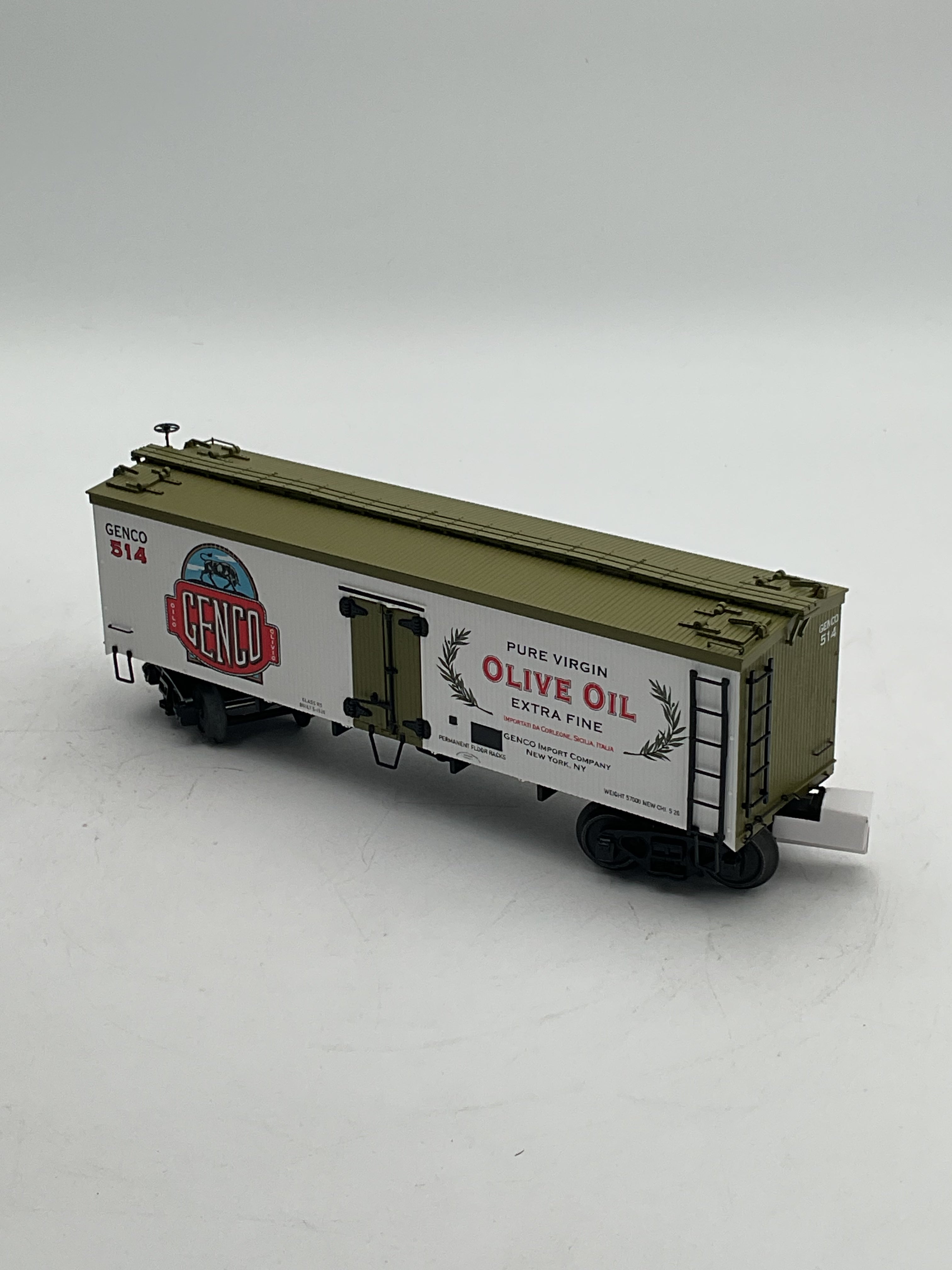 MTH 20-94616 Geneco Olive Oil (#514) 36’ Woodsided Reefer Car