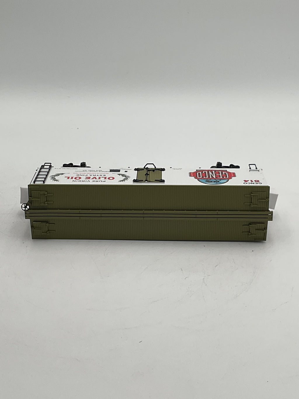 MTH 20-94616 Geneco Olive Oil (#514) 36’ Woodsided Reefer Car