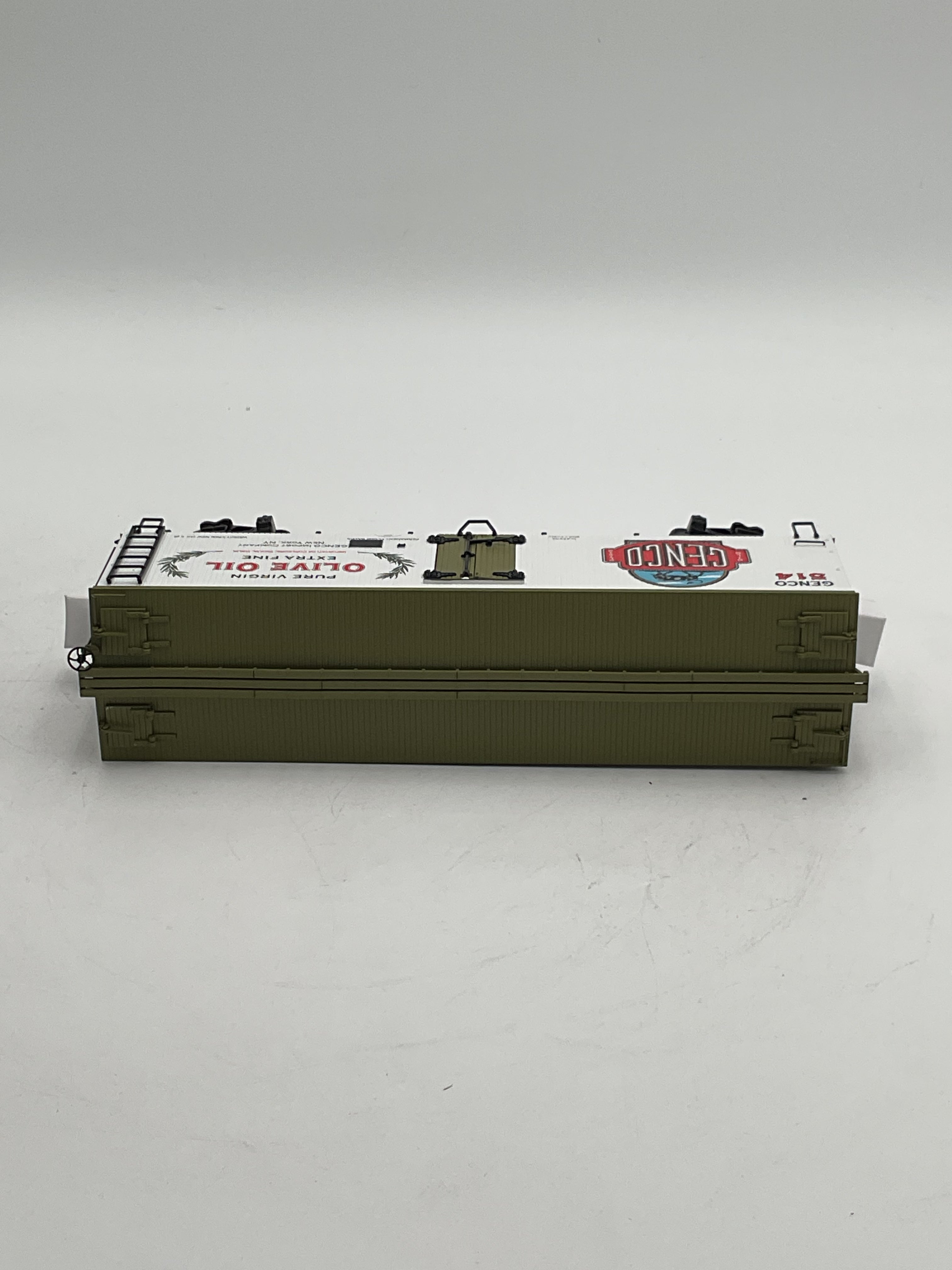 MTH 20-94616 Geneco Olive Oil (#514) 36’ Woodsided Reefer Car