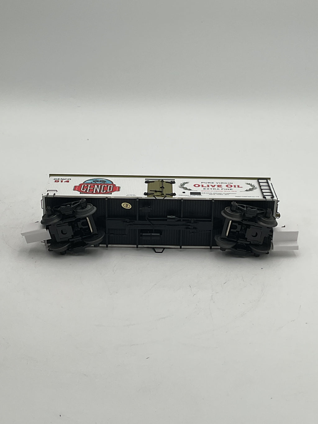 MTH 20-94616 Geneco Olive Oil (#514) 36’ Woodsided Reefer Car