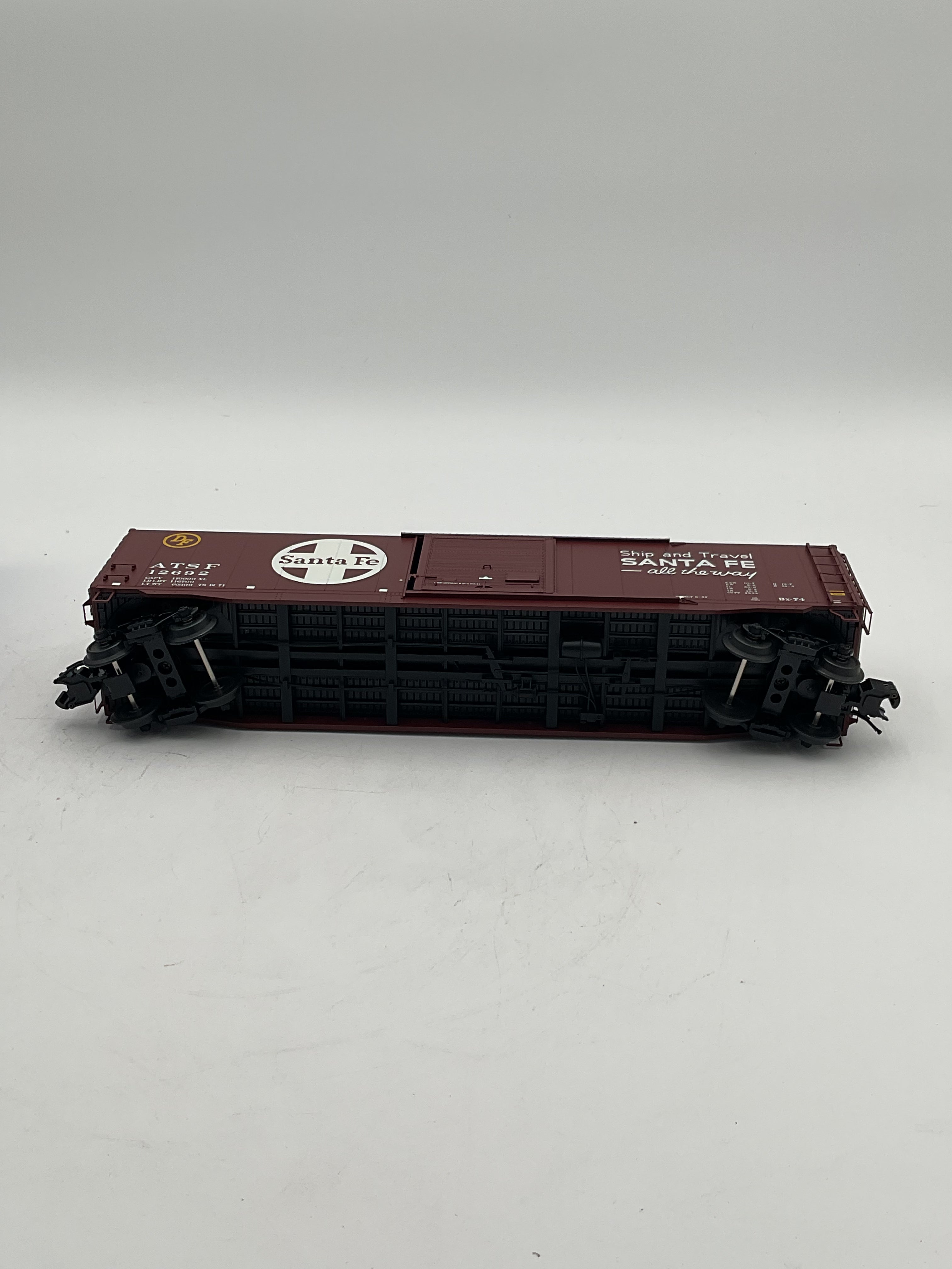 Atlas O  3005706-2 Santa Fe 50’ PS-1 Single Door Box Car (modernized)