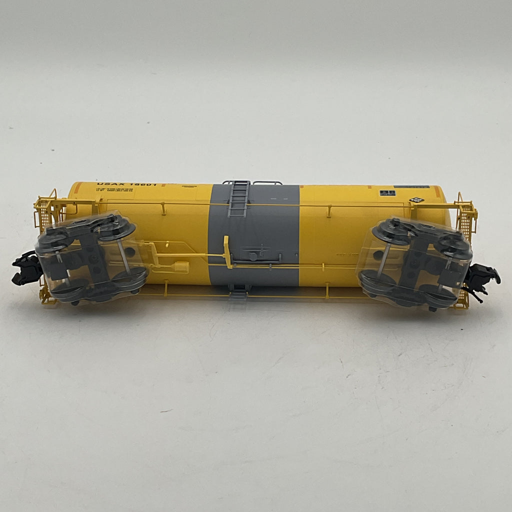 Atlas O 3001467-2 Trinity 17,600 gallon Corn Syrup Tank [3 Rail] U.S. Army (Yellow) #18601