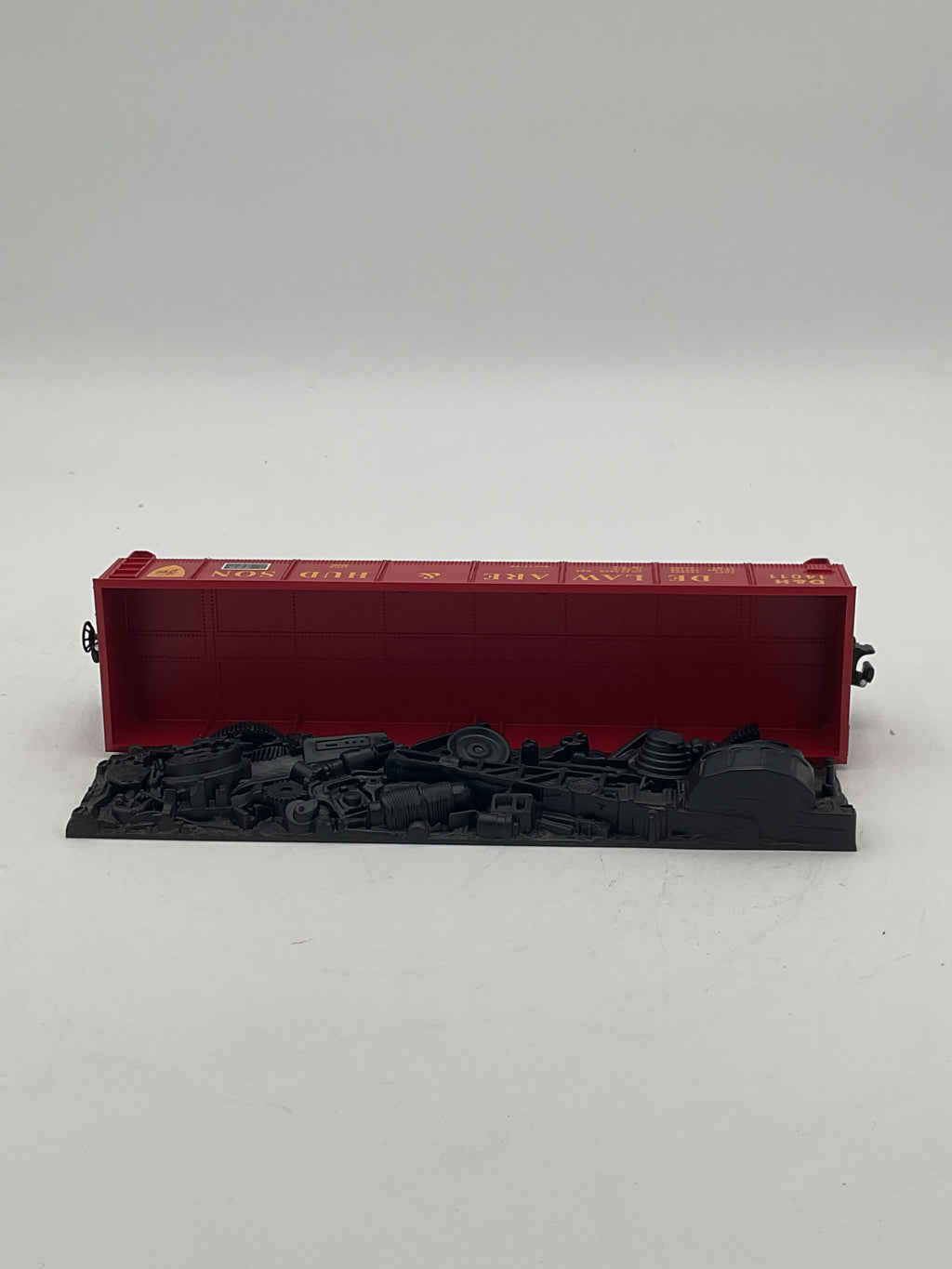Lionel O 17416 Gondola STD ‘O’ W/Scrap Load