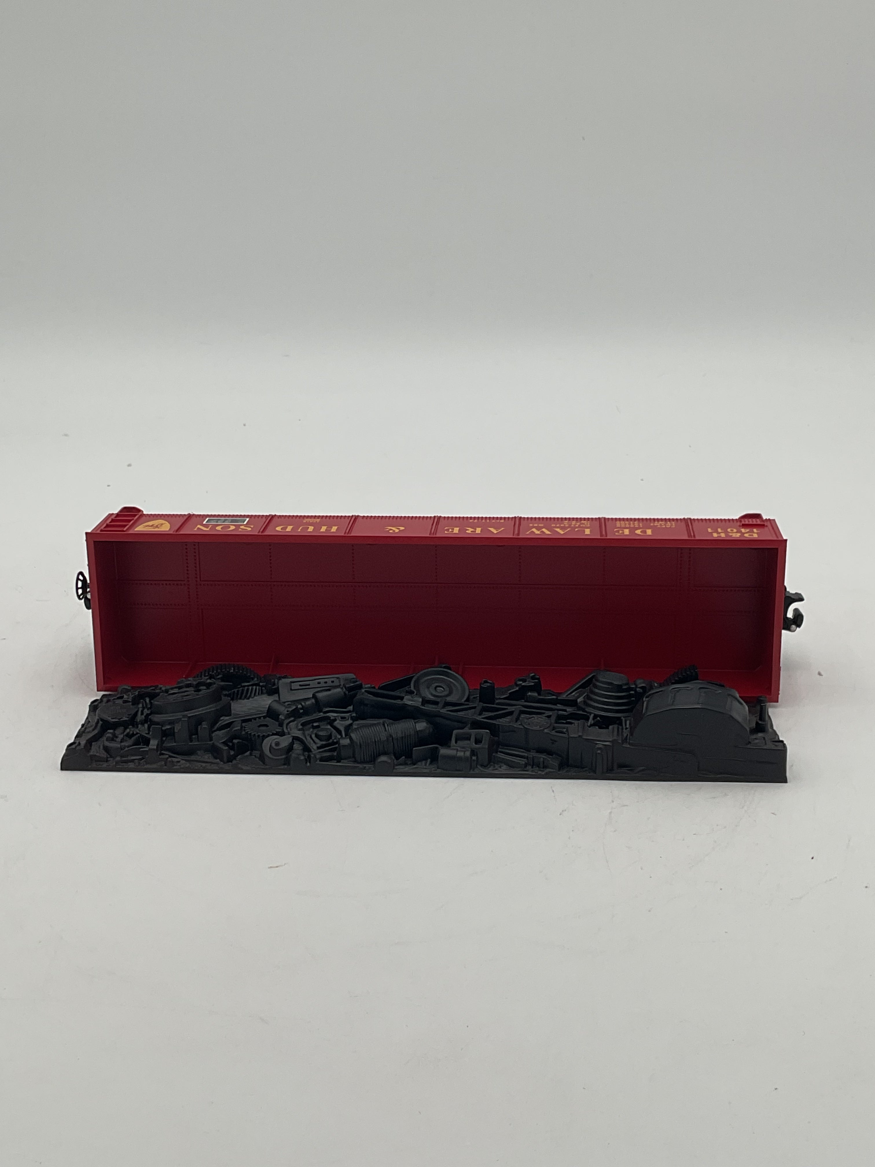Lionel O 17416 Gondola STD ‘O’ W/Scrap Load