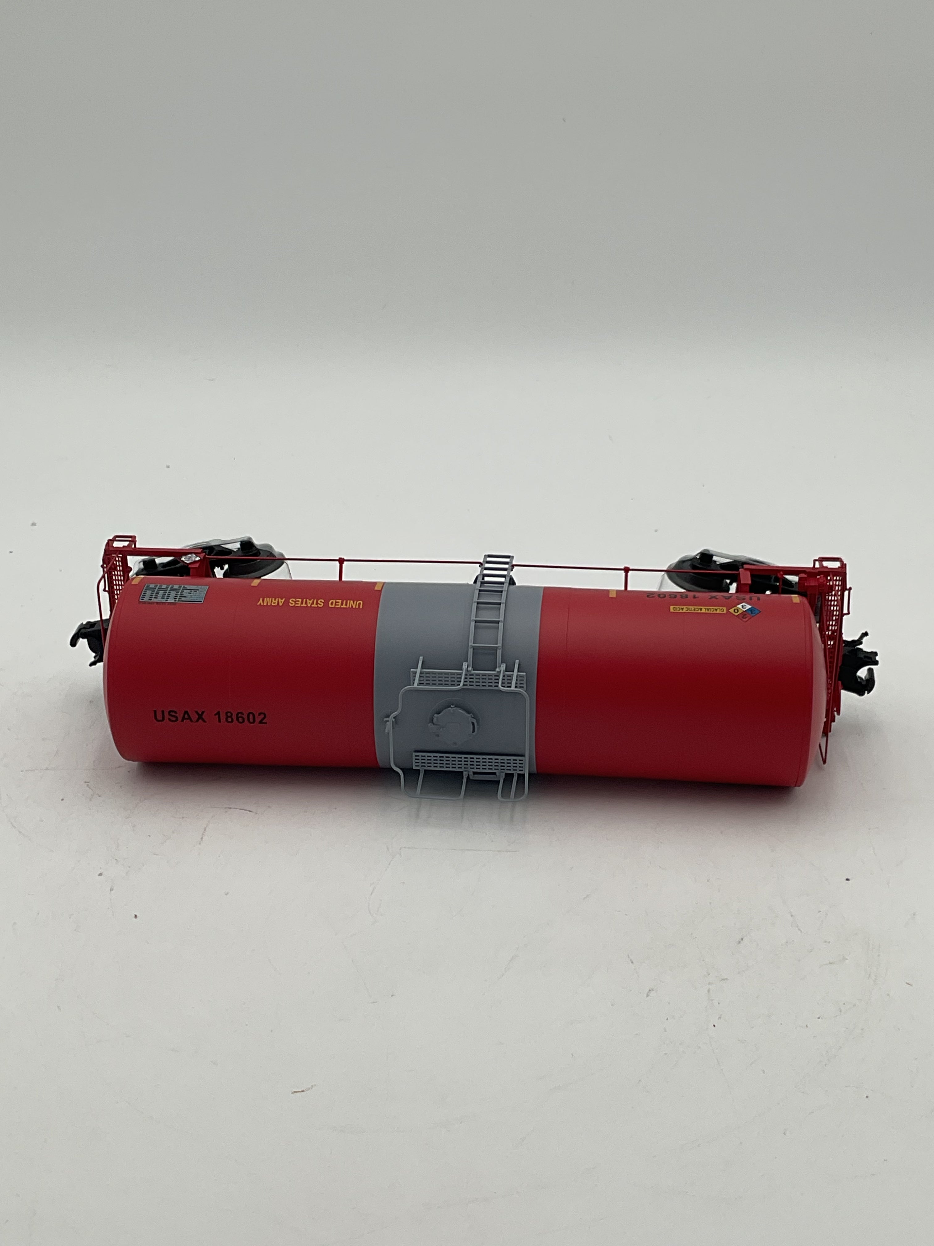 Atlas 3001456-2 O Trinity 17,600 gallon Corn Syrup Tank [3 Rail] US Army (Red) #18802