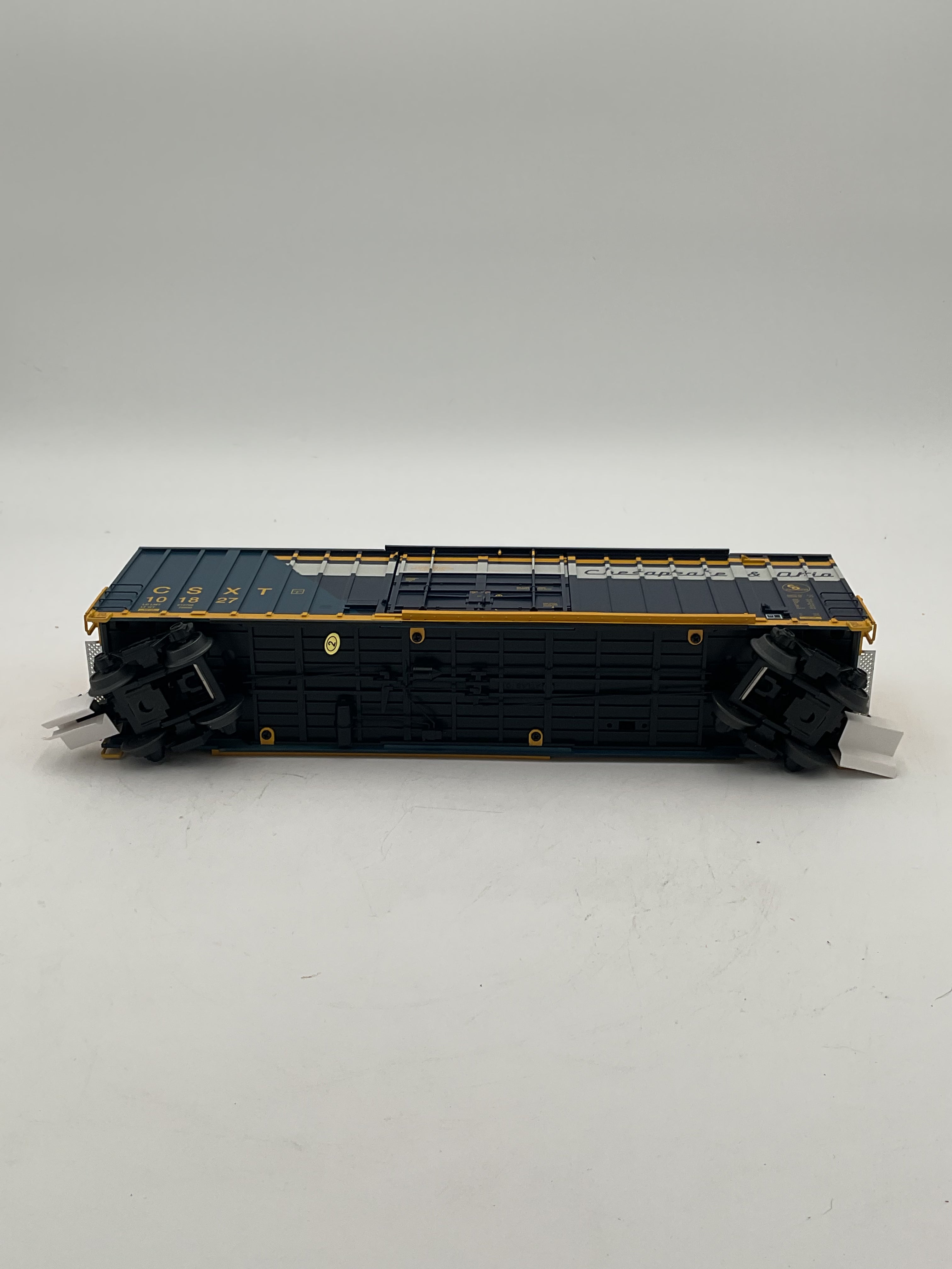 Atlas O 3001642 Premier 50’ Gunderson Boxcar CSX C&O Heritage #101827 [3-Rail]