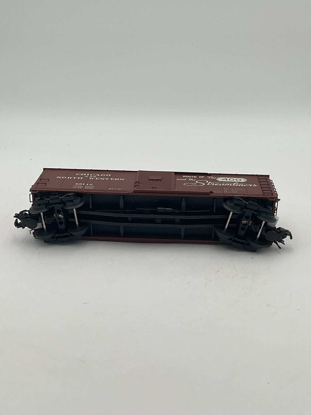 Atlas O 6498–1 40’ Steel Built Box Car Chicago & Northern Western #65110 (3 Rail)